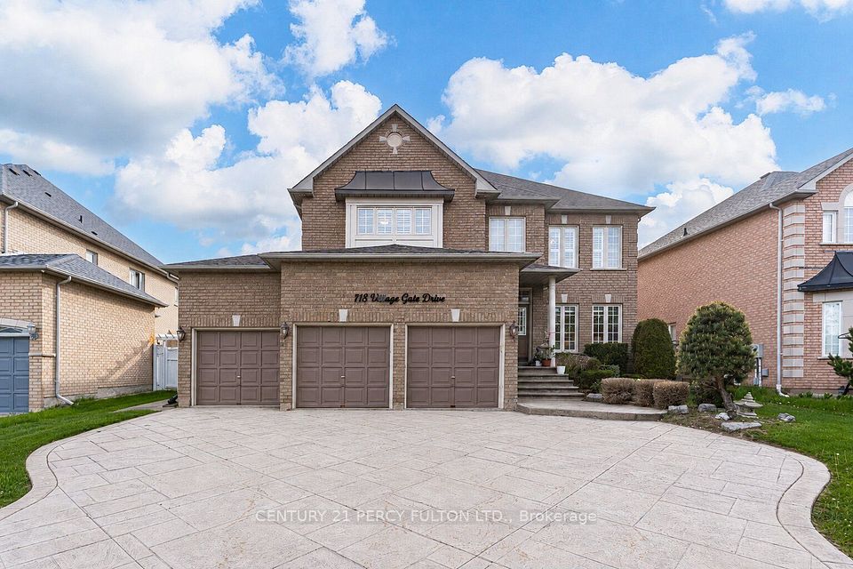 118 Village Gate Drive, Markham, On L6c 1w5
