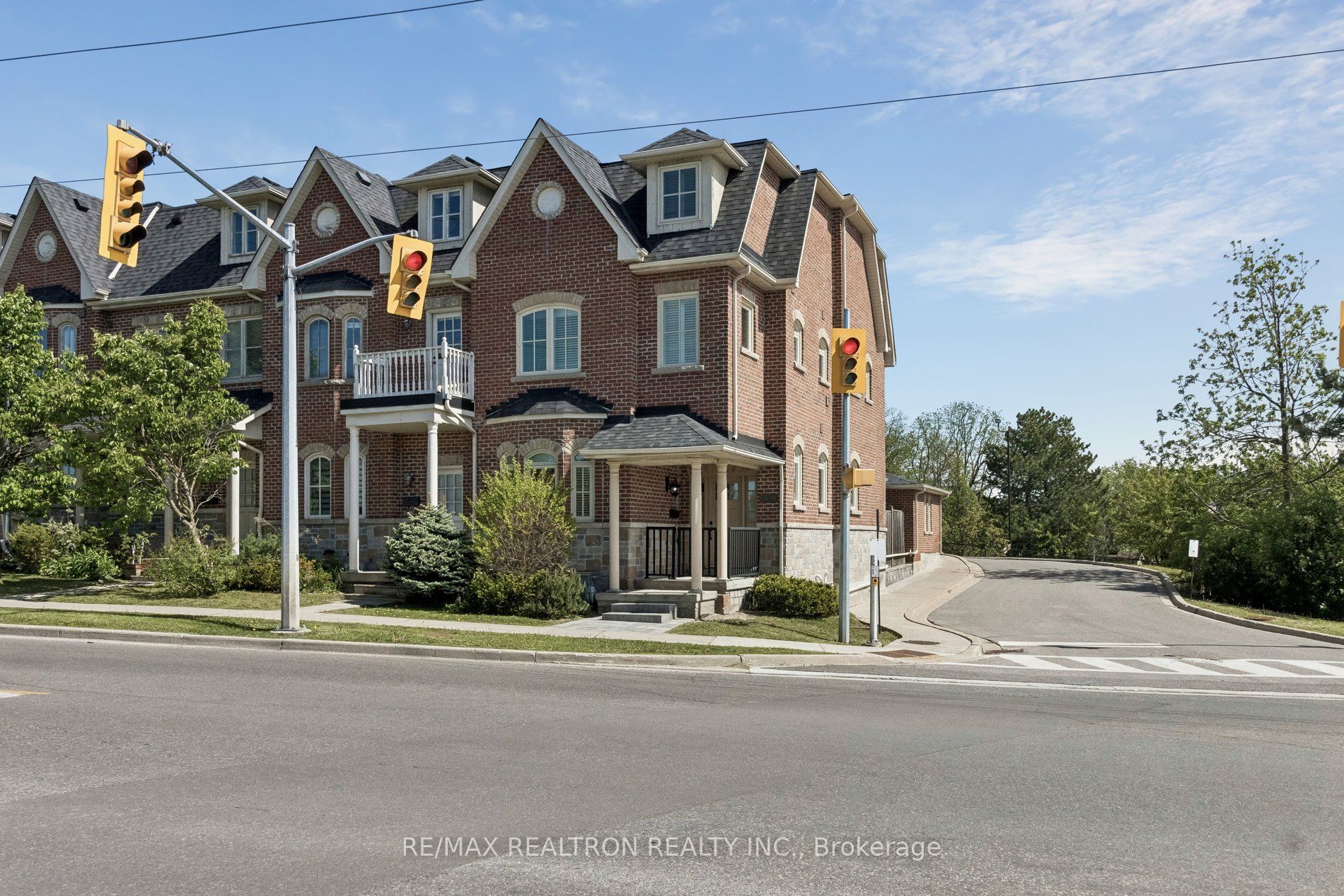 37 Bullock Drive, Markham, On L3p 8p1