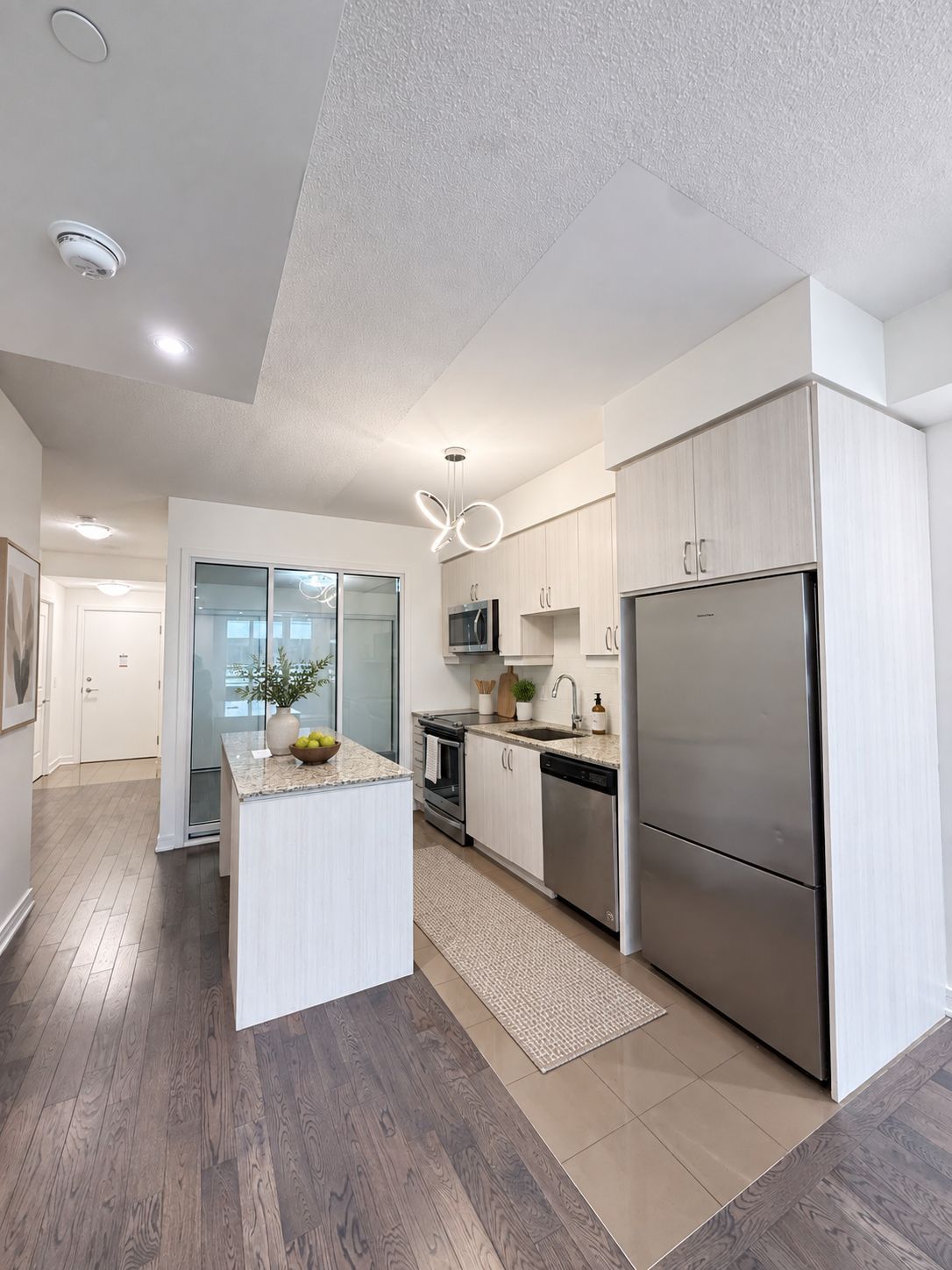 9191 Sw Yonge Street 613, Richmond Hill, On L4c 1e2