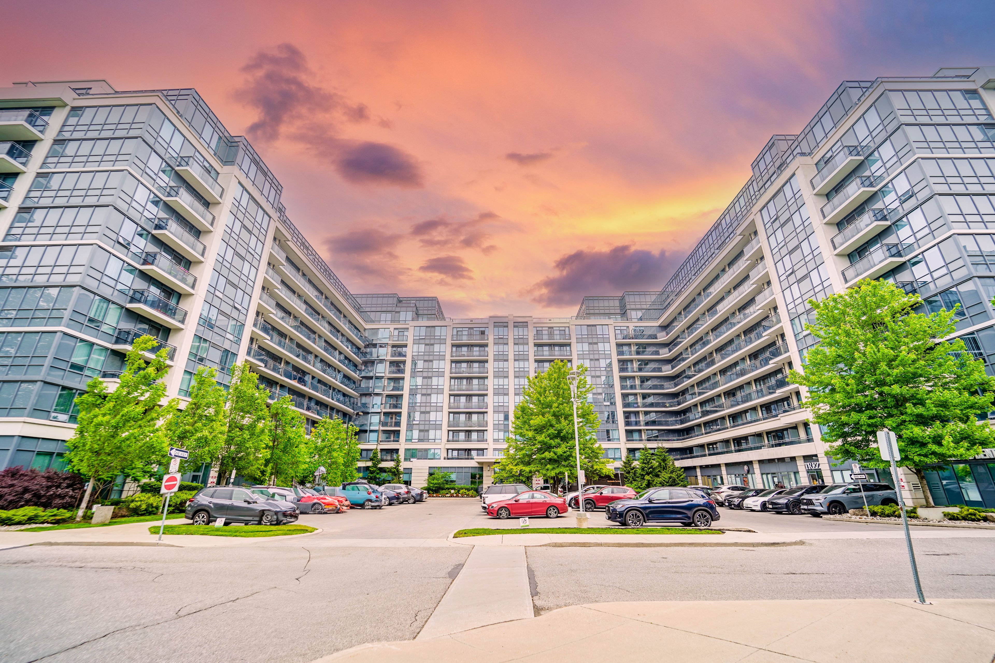 376 Highway 7 Street E 908, Richmond Hill, On L4b 0c7