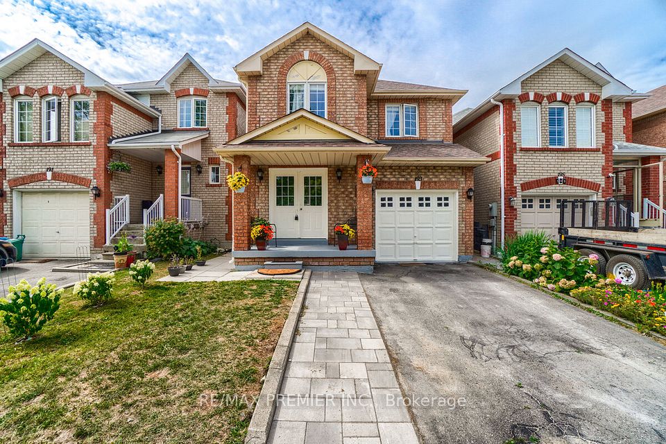 193 Roxbury Street, Markham, On L3s 3t5