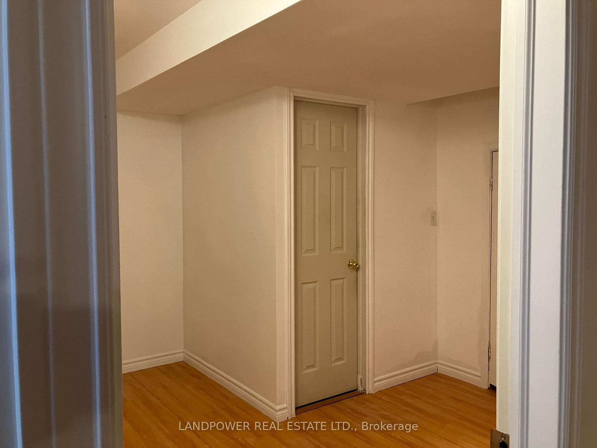 29 Sandy Point Drive S Bsmt A, Richmond Hill, On L4s 2w7