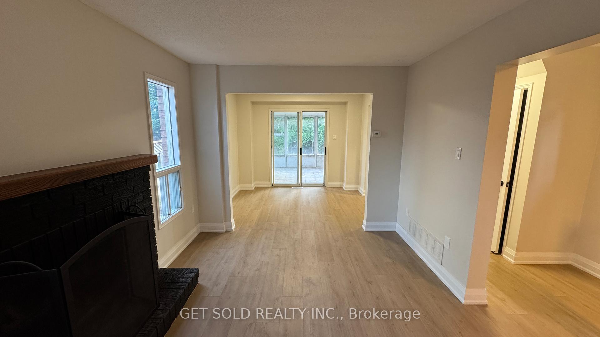 232 Kozlov Street, Barrie, On L4n 7h6