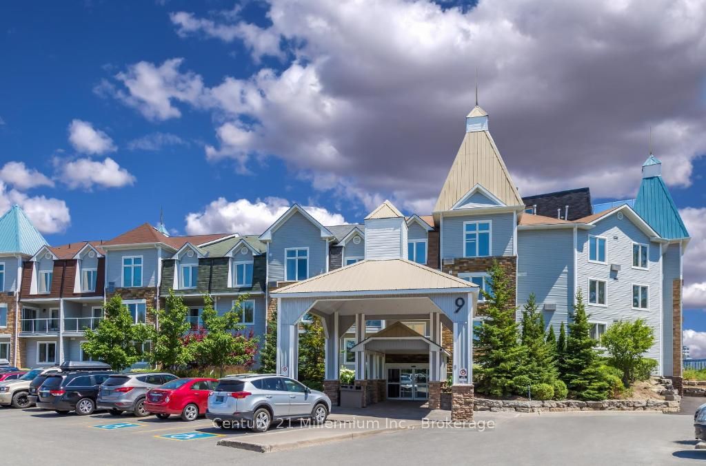 9 Harbour Street E 3210-3212, Collingwood, On L9y 5c5