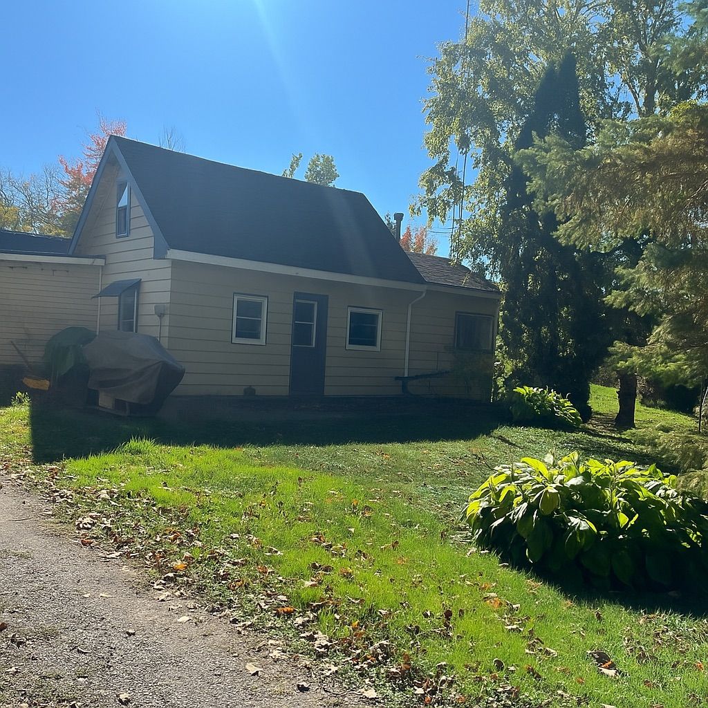 4075 Airport Road, Ramara, On L3v 0k6