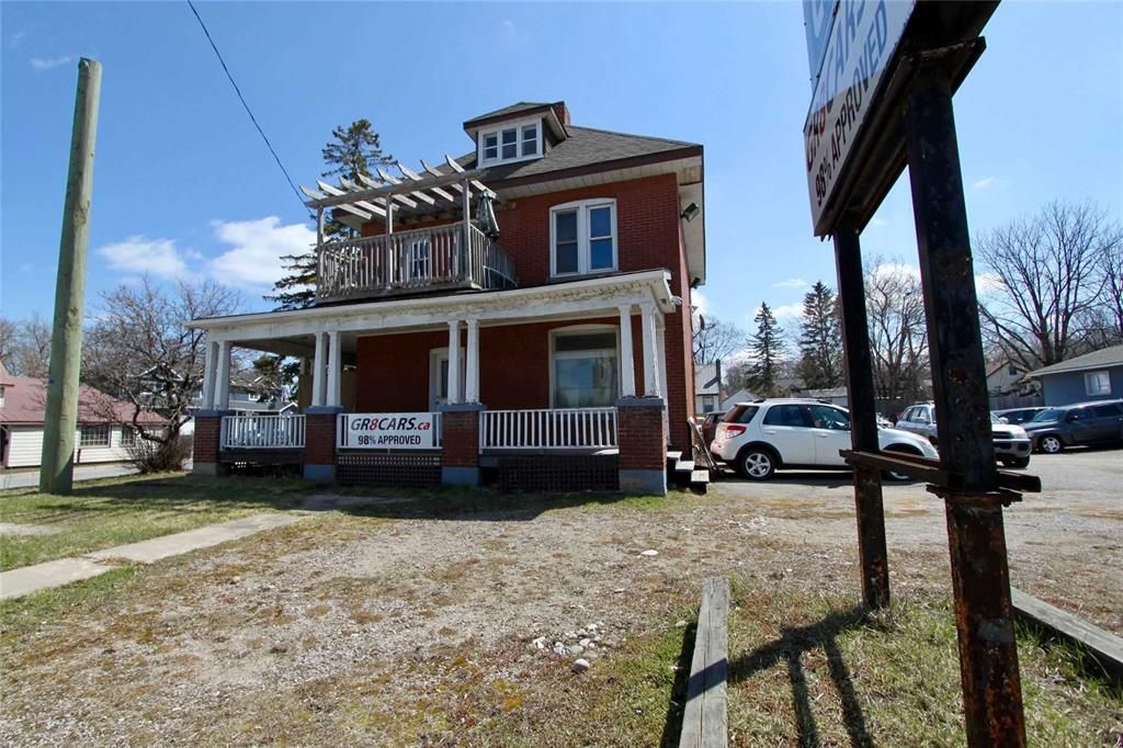 150 Essa Road, Barrie, On L4n 3l1