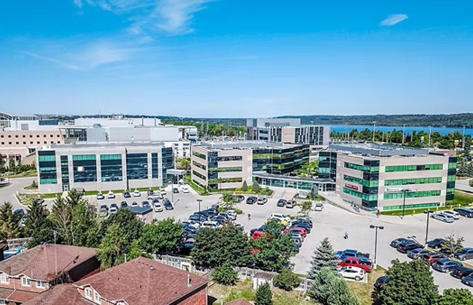 5 Quarry Ridge Road 209, Barrie, On L4m 7g1