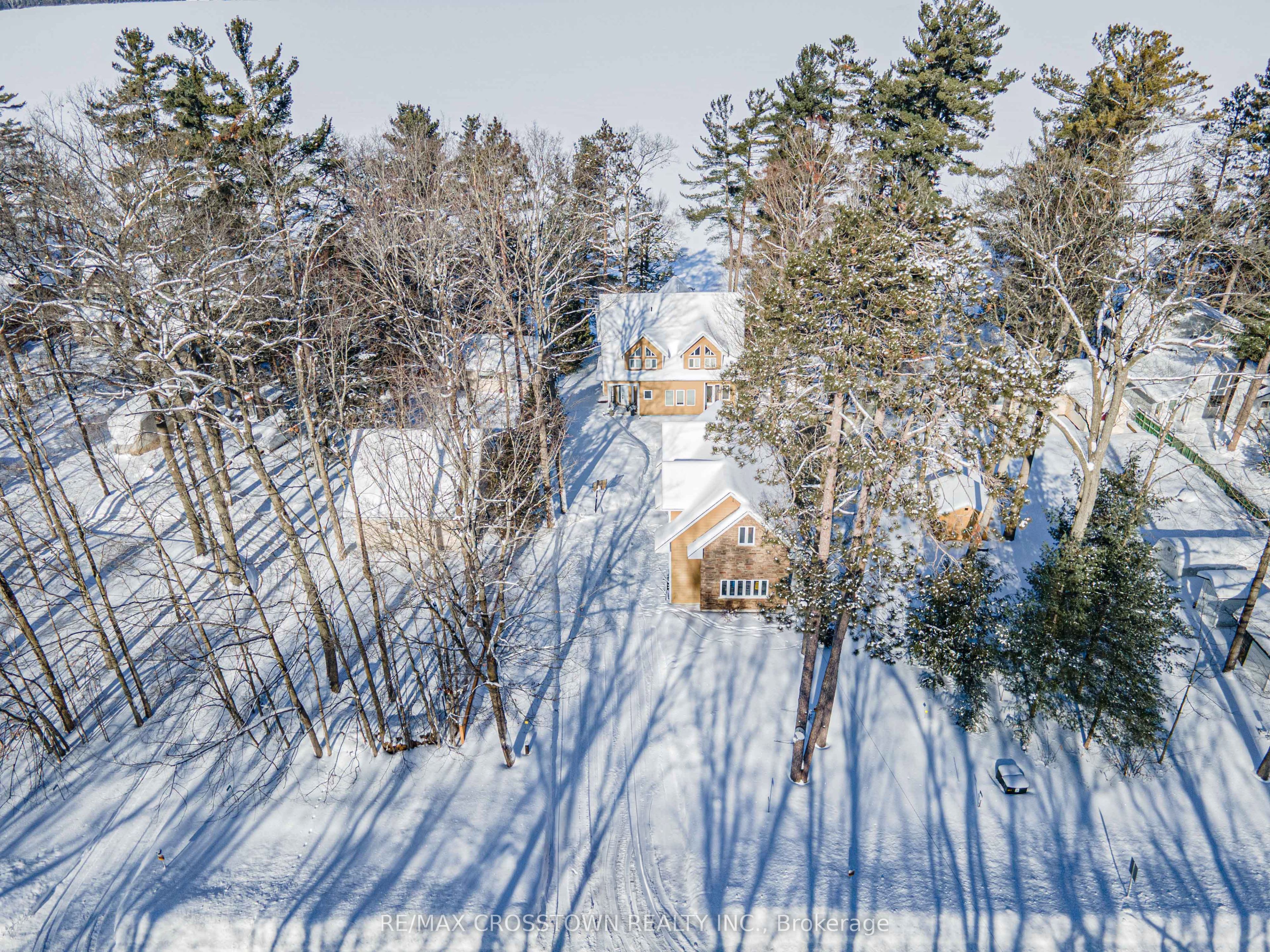 2240 South Orr Lake Road, Springwater, On L0l 1p0