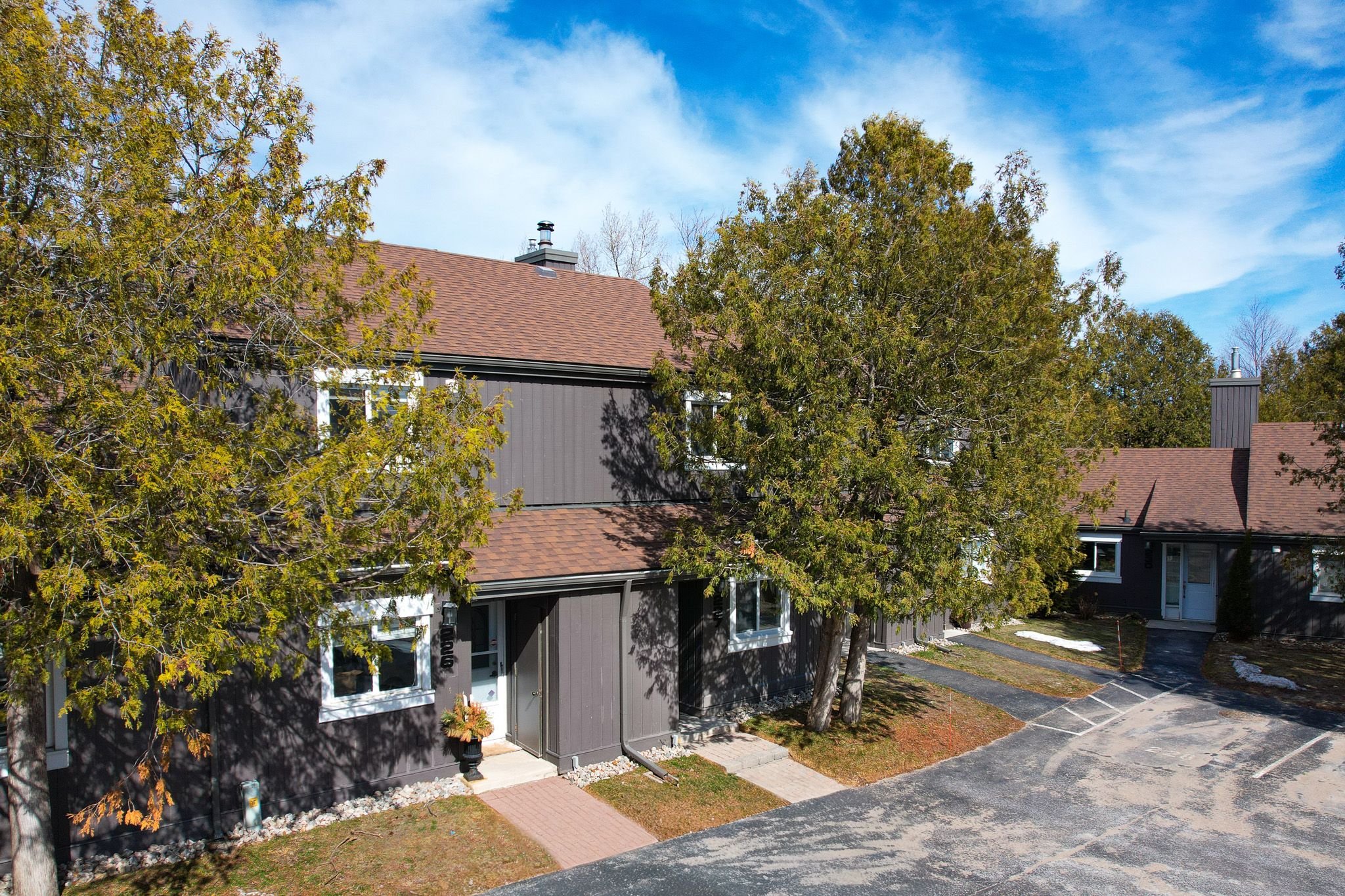 17 Harbour Street W 227, Collingwood, On L9y 5b4