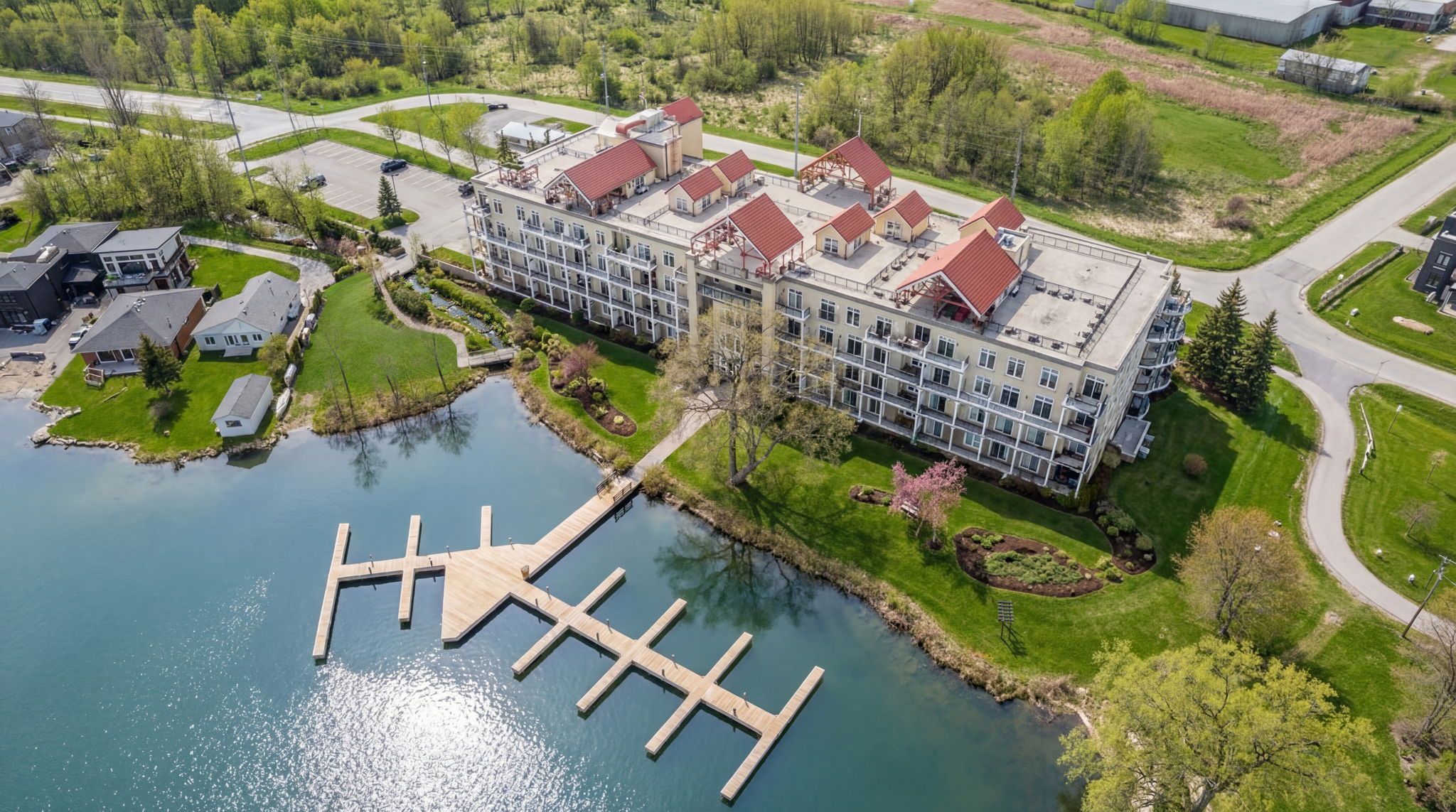 140 Cedar Island Road 112, Orillia, On L3v 1t1