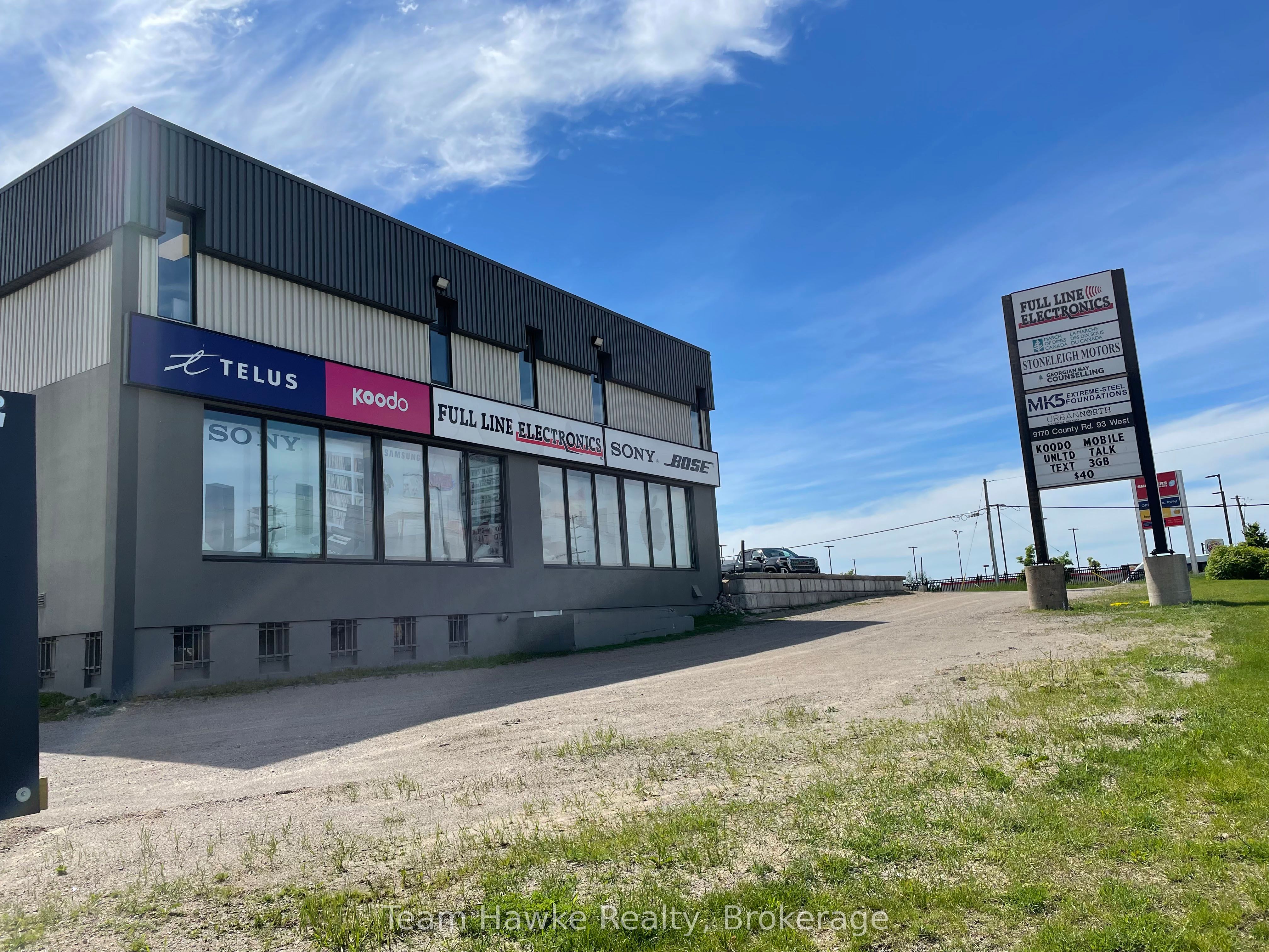 9170 County 93 Road 105, Midland, On L4r 4k4