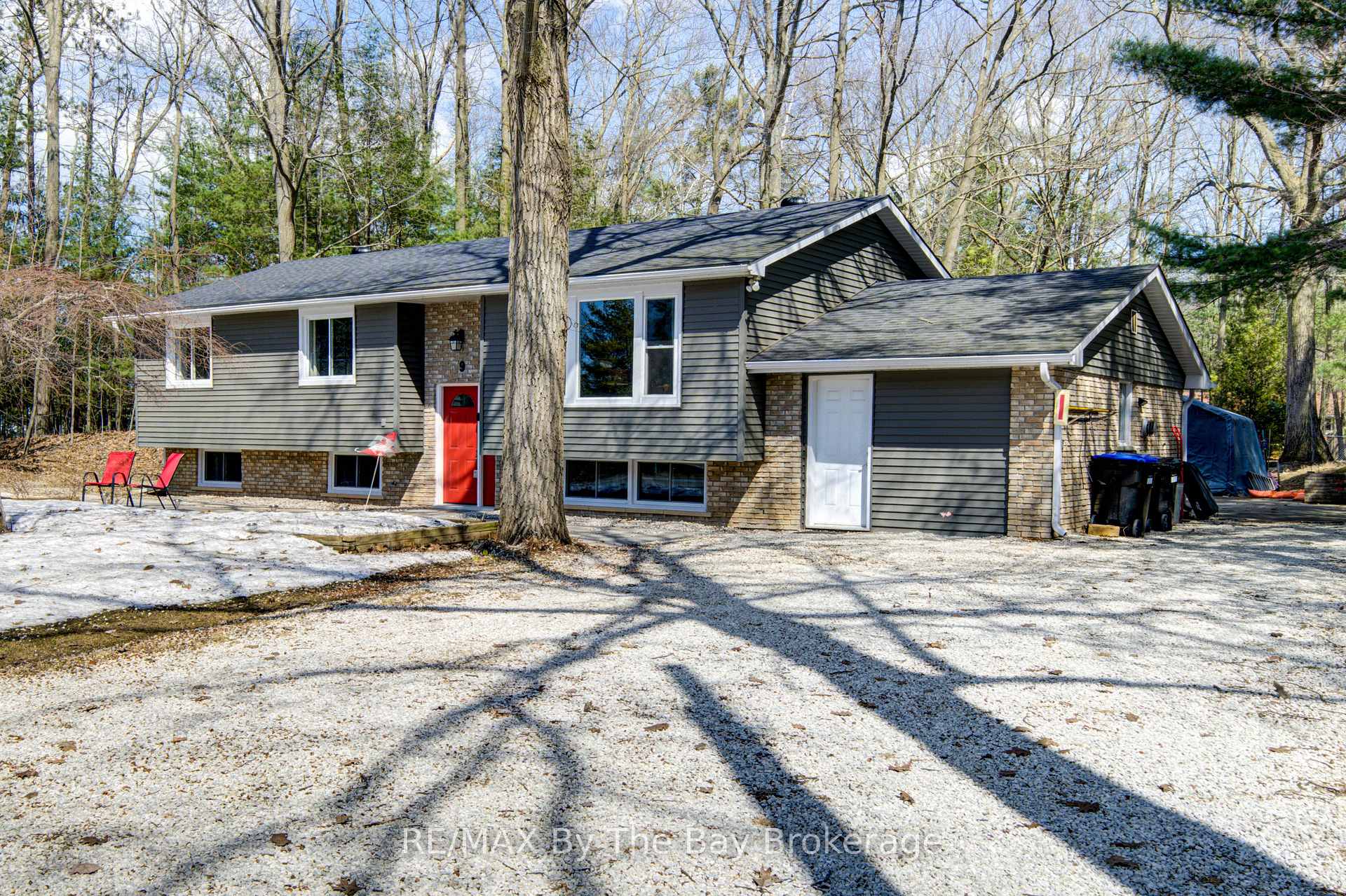 9 Frederick Drive, Wasaga Beach, On L9z 1p9