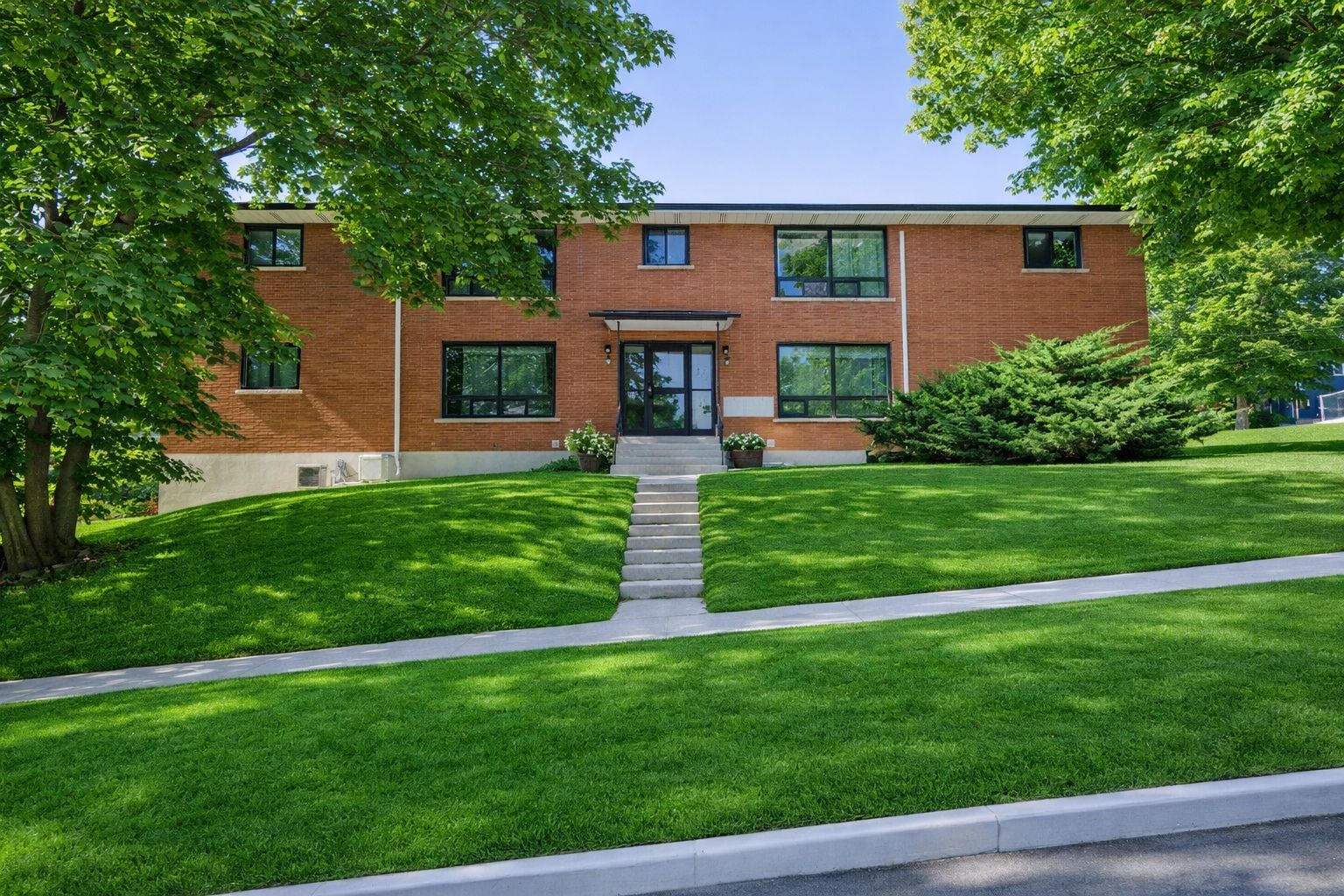 235 Canice Street, Orillia, On L3v 4j1