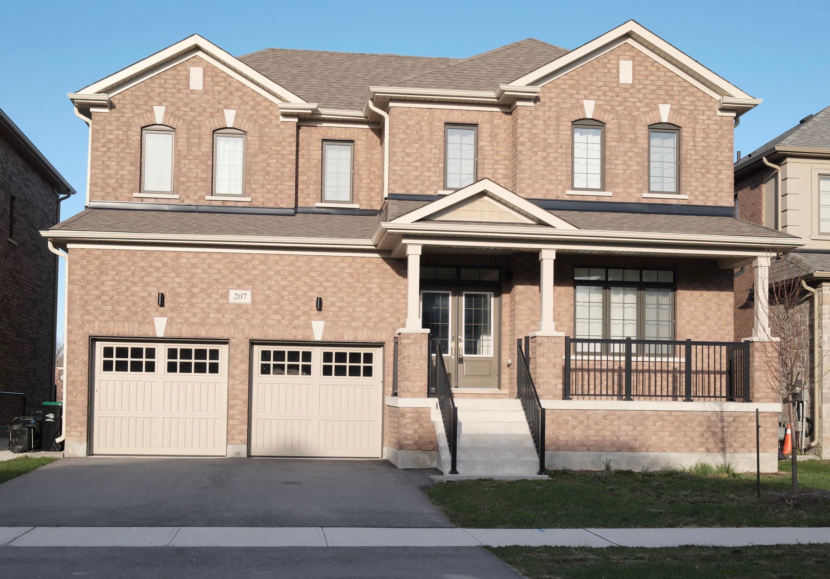 207 Stayner Street, Clearview, On L0m 1s0