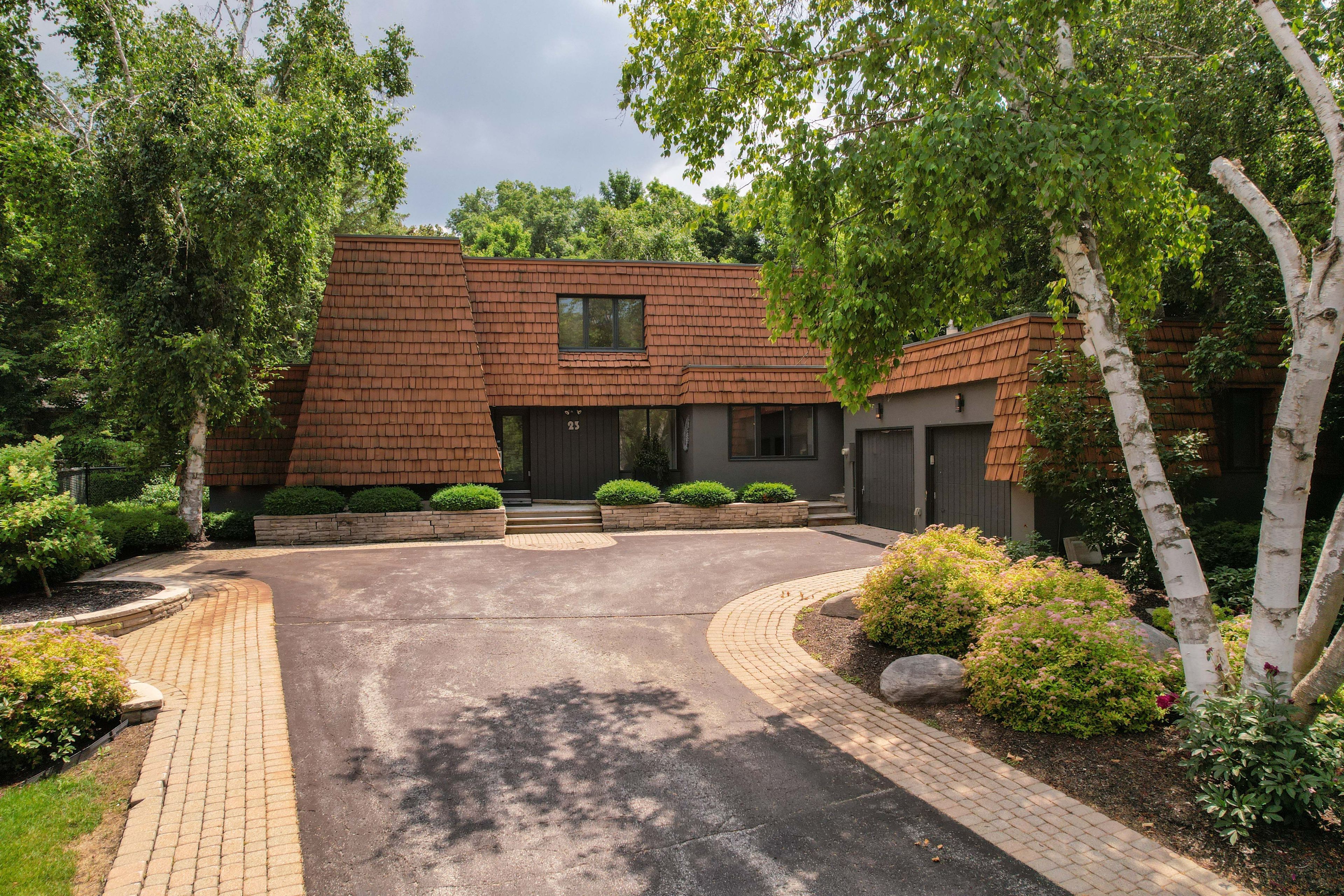 23 Royal Oak Drive, Barrie, On L4n 7s5