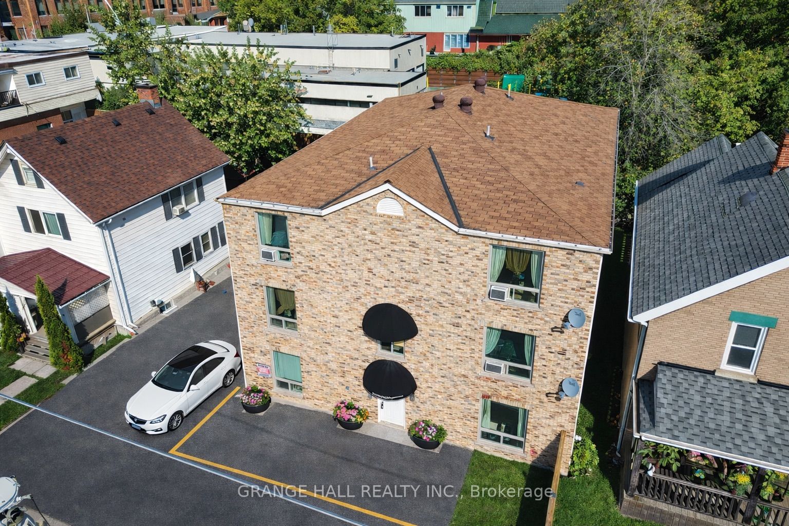 14 Elgin Street, Orillia, On L3v 1r9