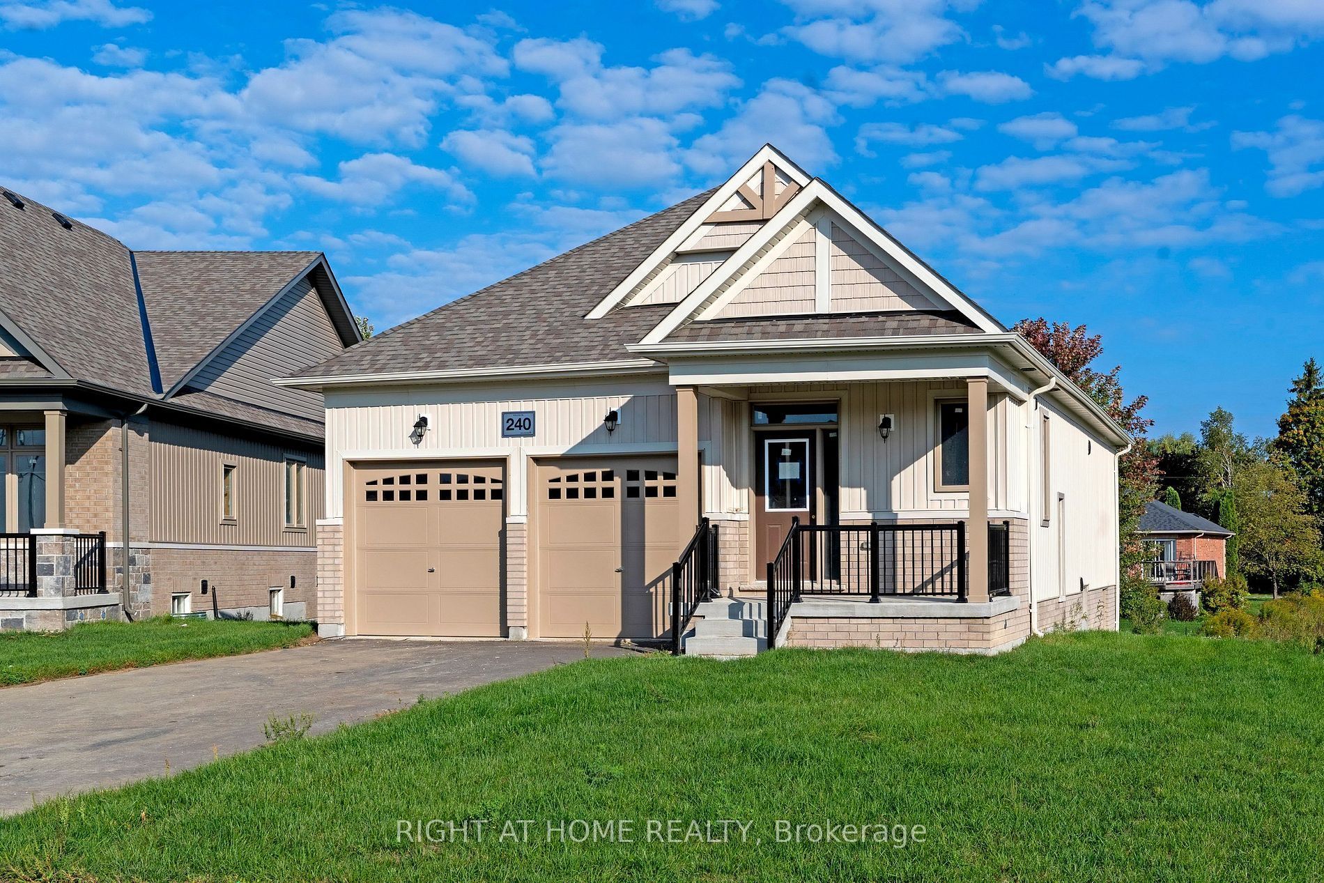 240 Wilcox Drive, Clearview, On L0m 1s0