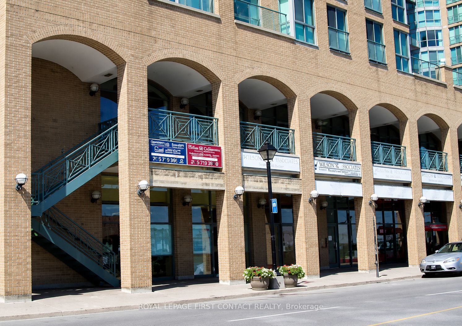 140 Dunlop Street E 206, Barrie, On L4m 6h9