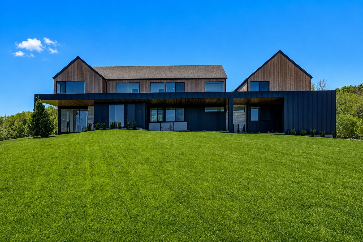 18 Raintree Court, Clearview, On L9y 0k2