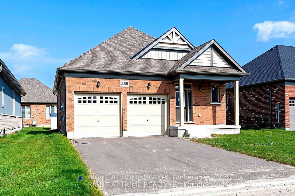 256 Duncan Street, Clearview, On L0m 1s0