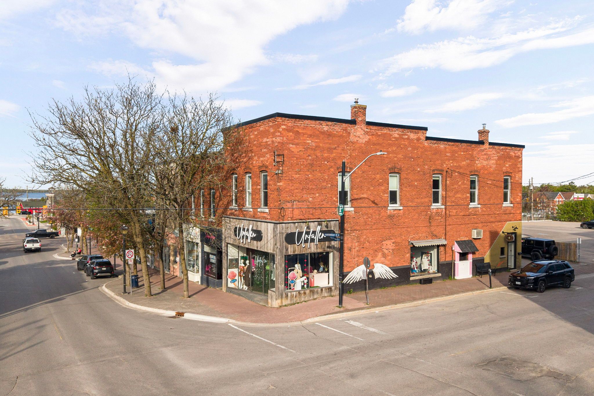 161-165 Mississaga Street E, Orillia, On L3v 1v8