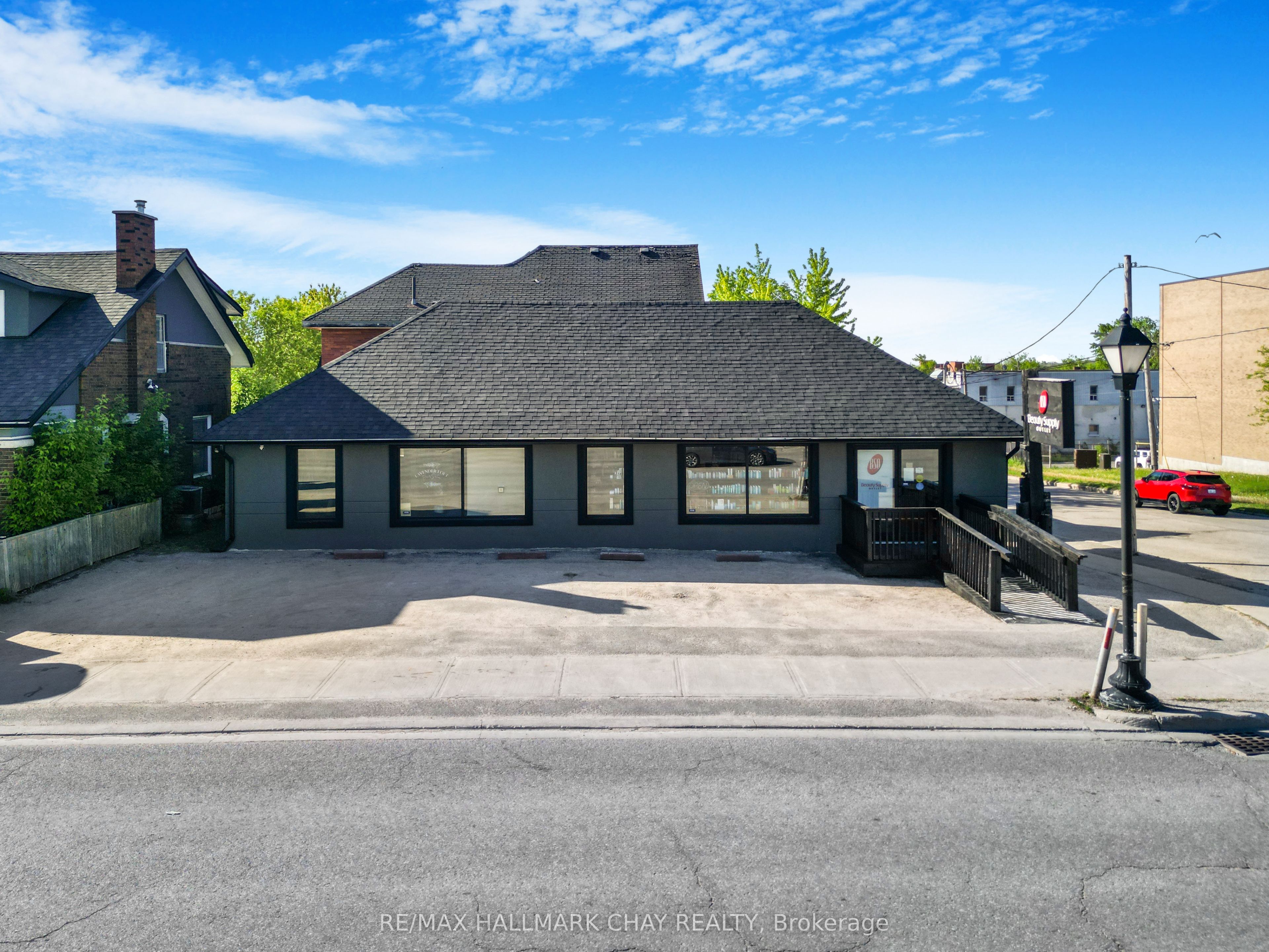 49 Colborne Street E, Orillia, On L3v 1t5