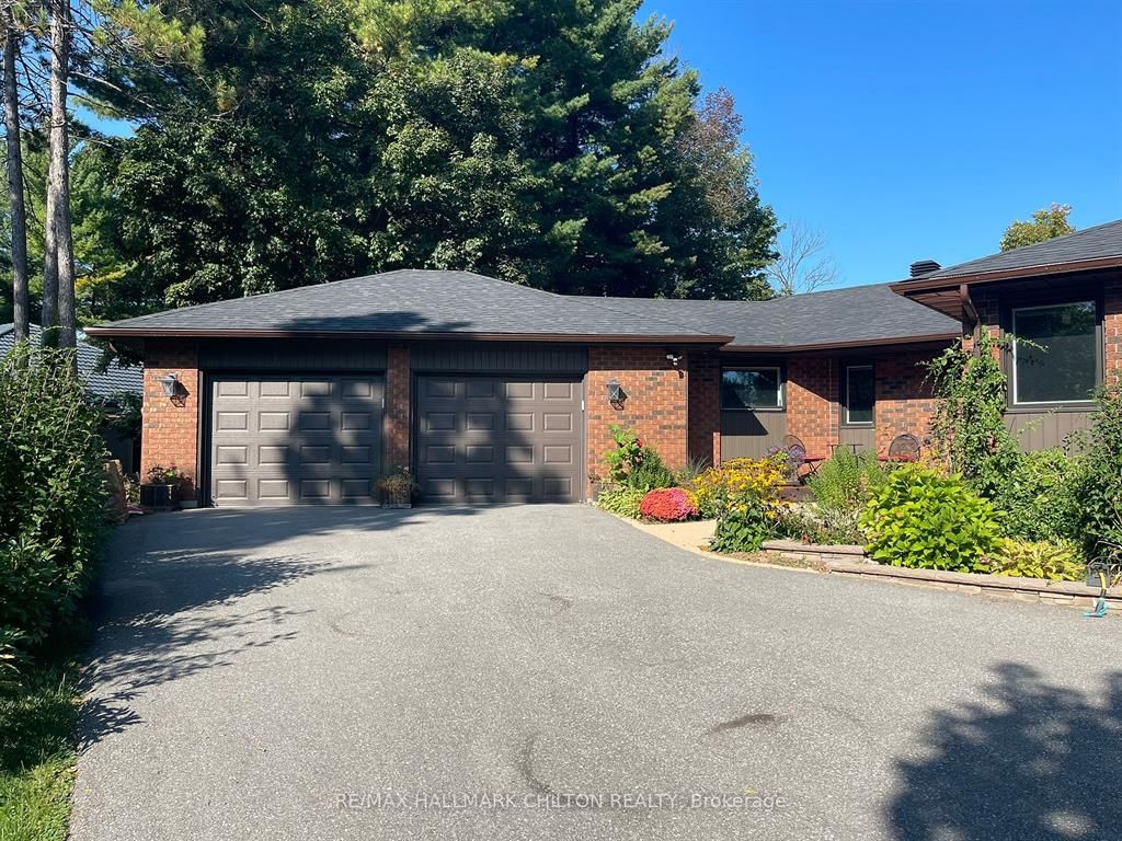 16 Highland Drive, Oro-Medonte, On L0l 2l0