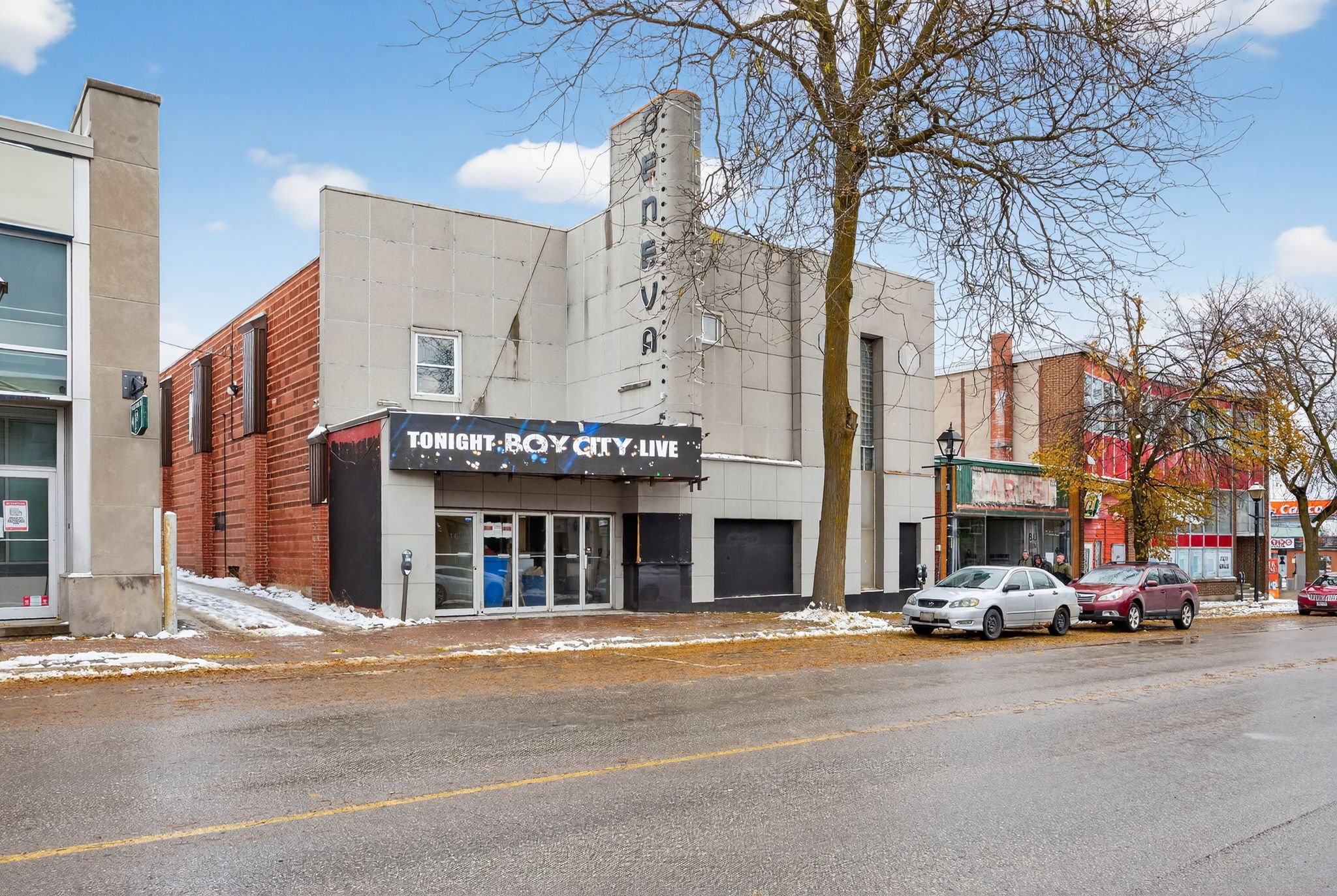 16 West Street S, Orillia, On L3v 5b8