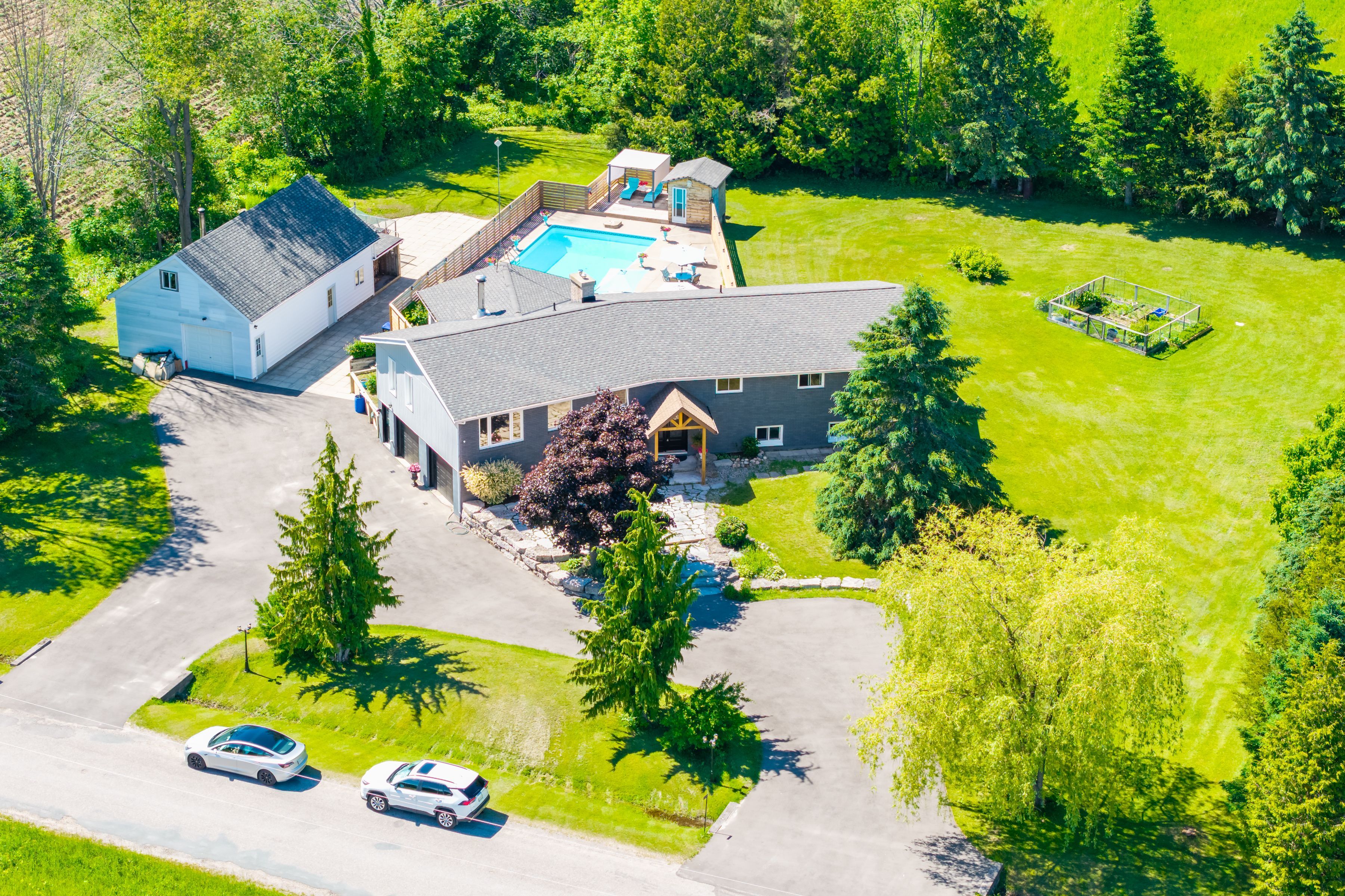 560 Concession Road 15 W, Tiny, On L9m 0k4