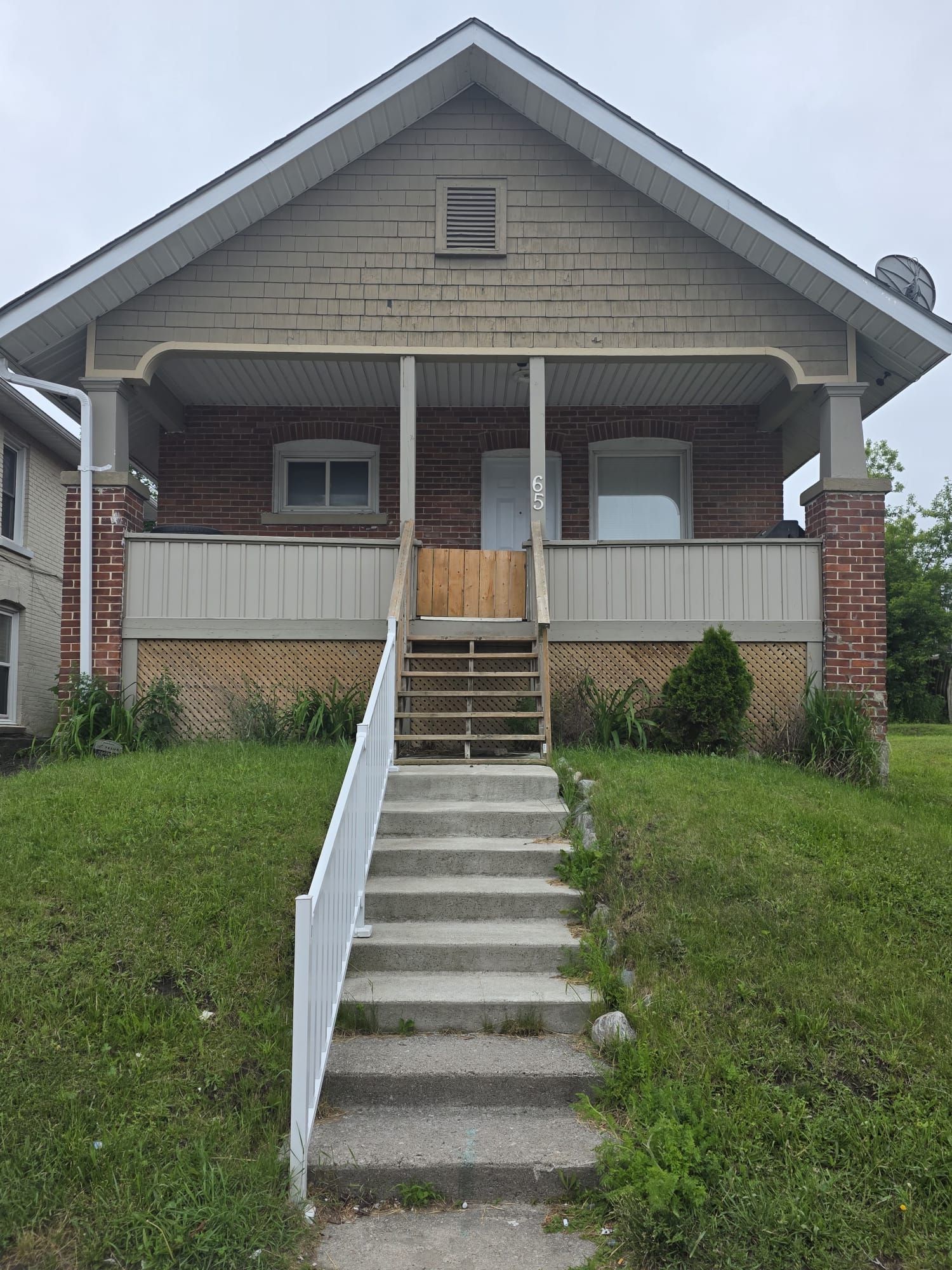 65 Front Street S, Orillia, On L3v 4s2