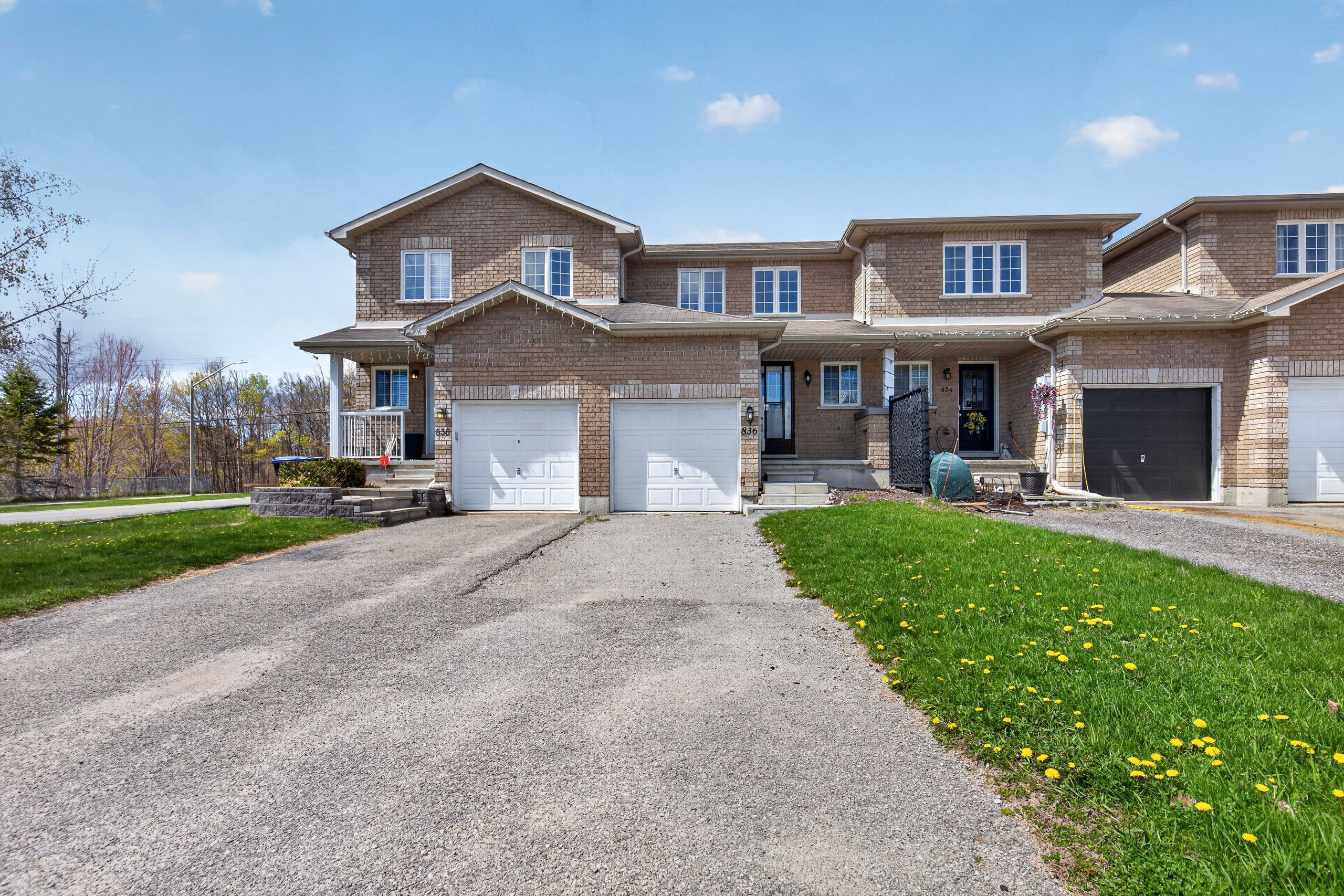 836 Coral Springs Lane, Midland, On L4r 0a1