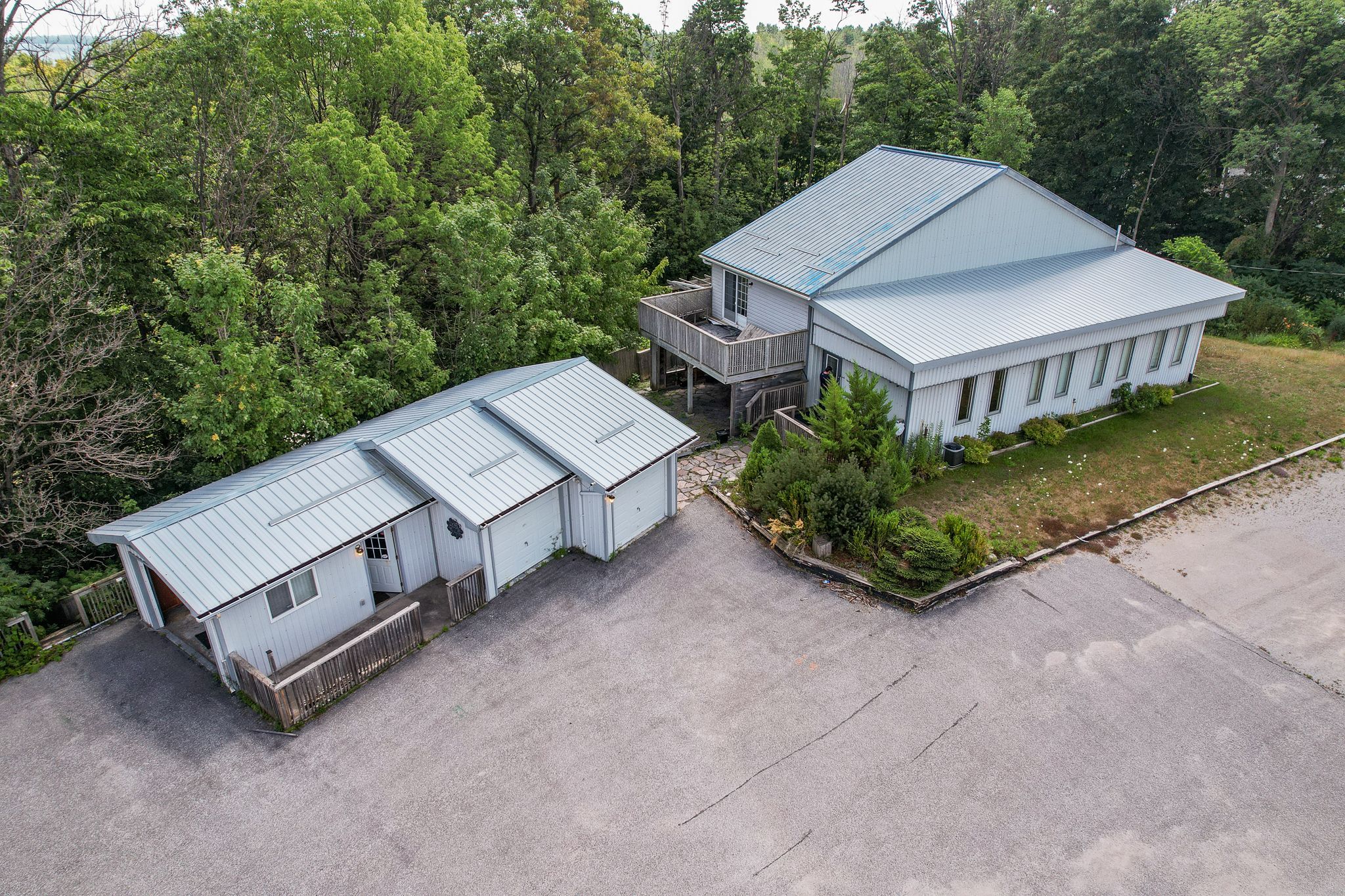 4201 Huronia Road, Severn, On L3v 6h3