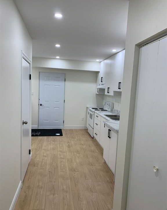 18 Leggott Avenue Basement, Barrie, On L4n 8a9