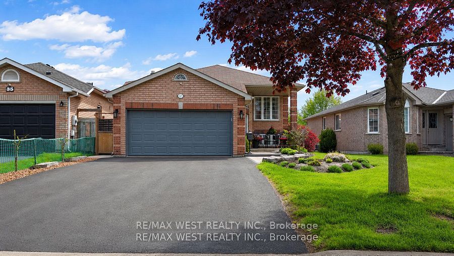 37 Kell Place, Barrie, On L4n 9k5
