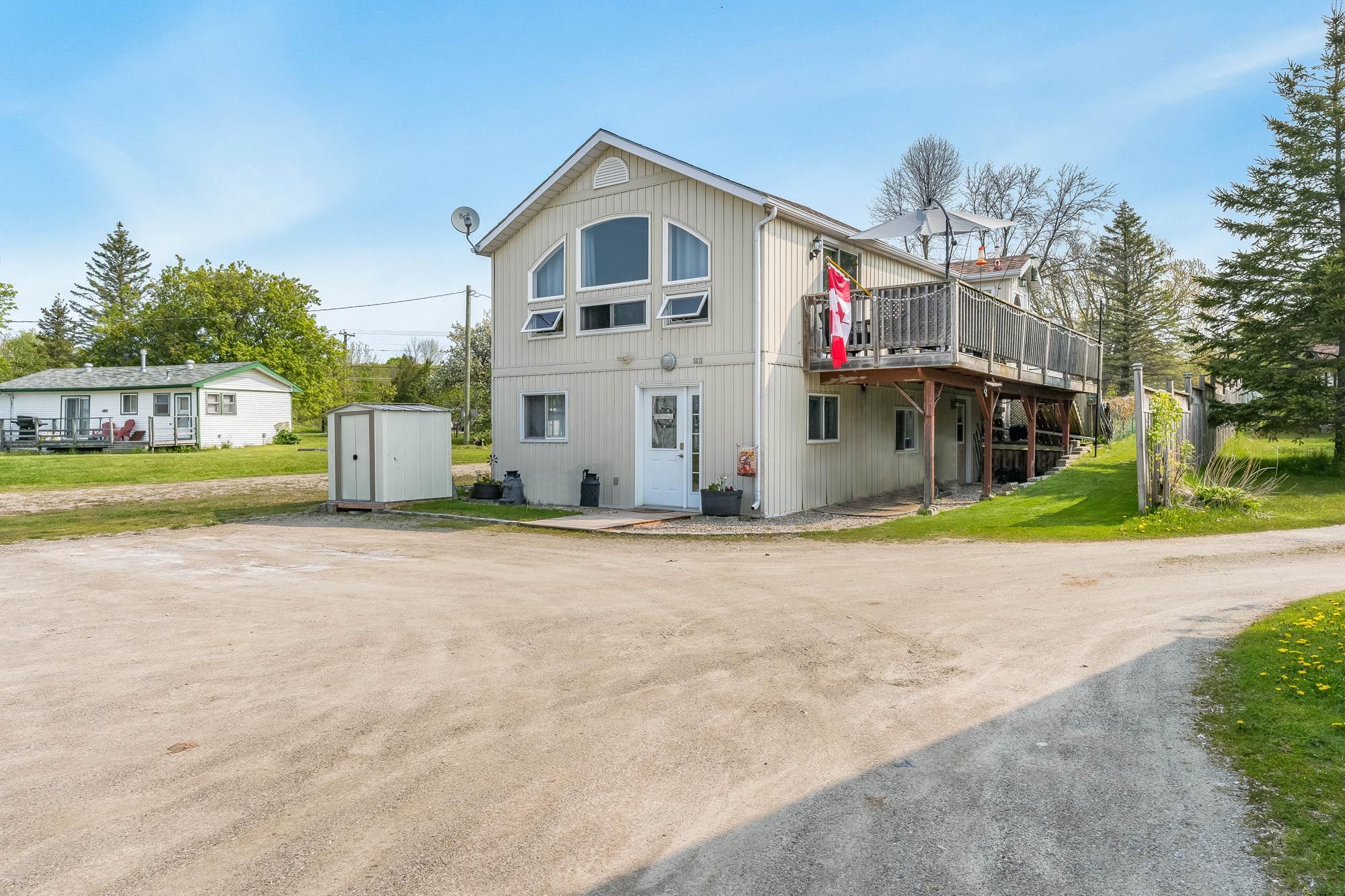 5632 Penetanguishene Road, Springwater, On L0l 1p0