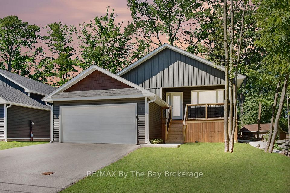 16 Caribbean Drive, Wasaga Beach, On L9z 2w3