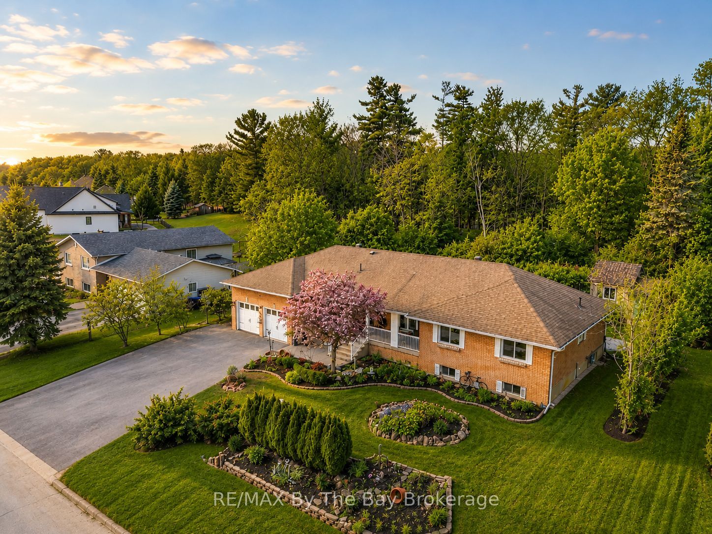 15 Deanna Drive, Wasaga Beach, On L9z 1j5