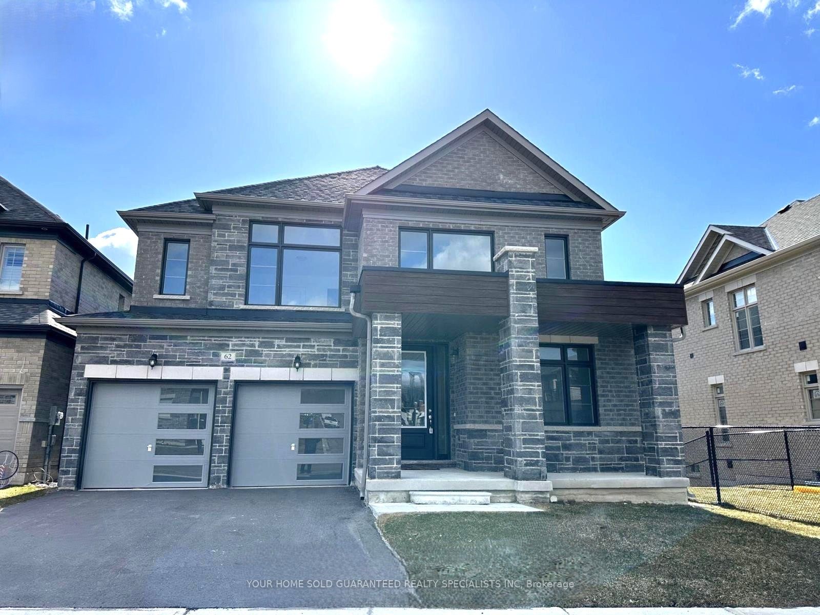 62 Calypso Avenue, Springwater, On L0l 1y3