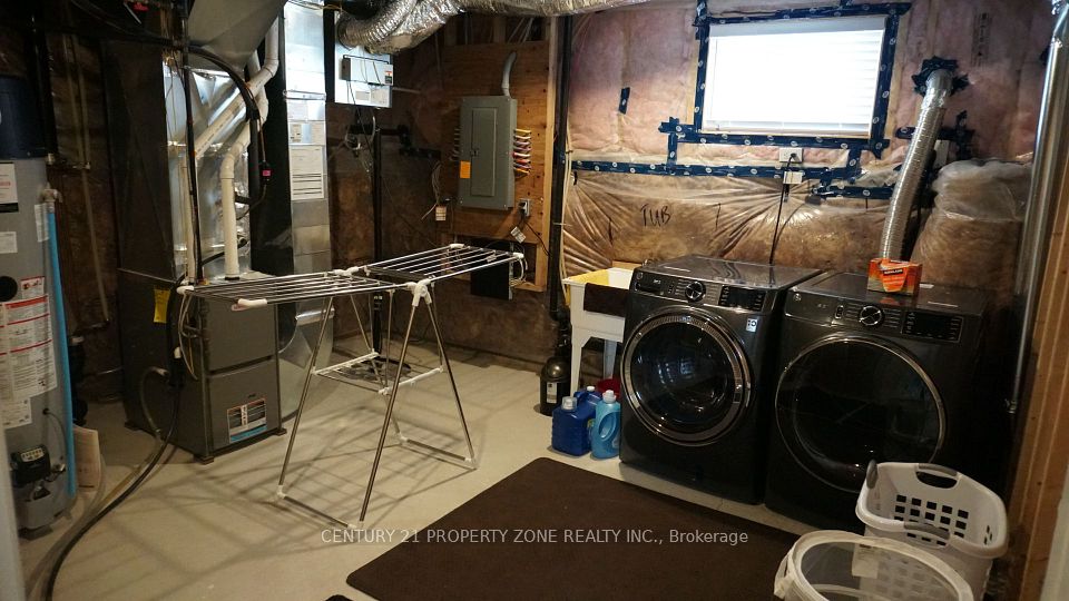 227 Mowat Street N, Clearview, On L0m 1s0