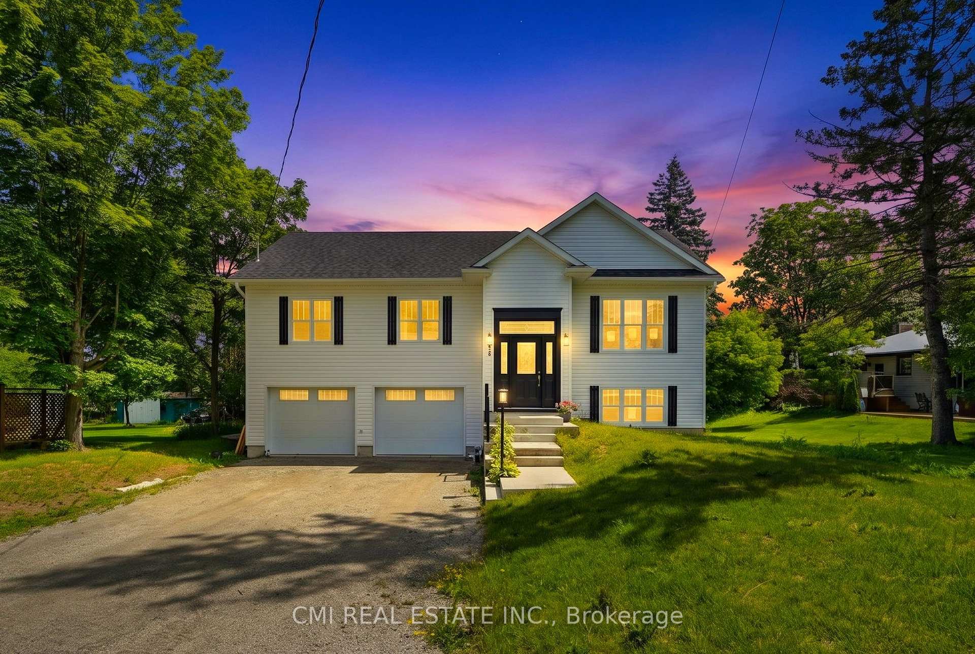 753 Fifth Avenue, Tay, On L0k 1r0