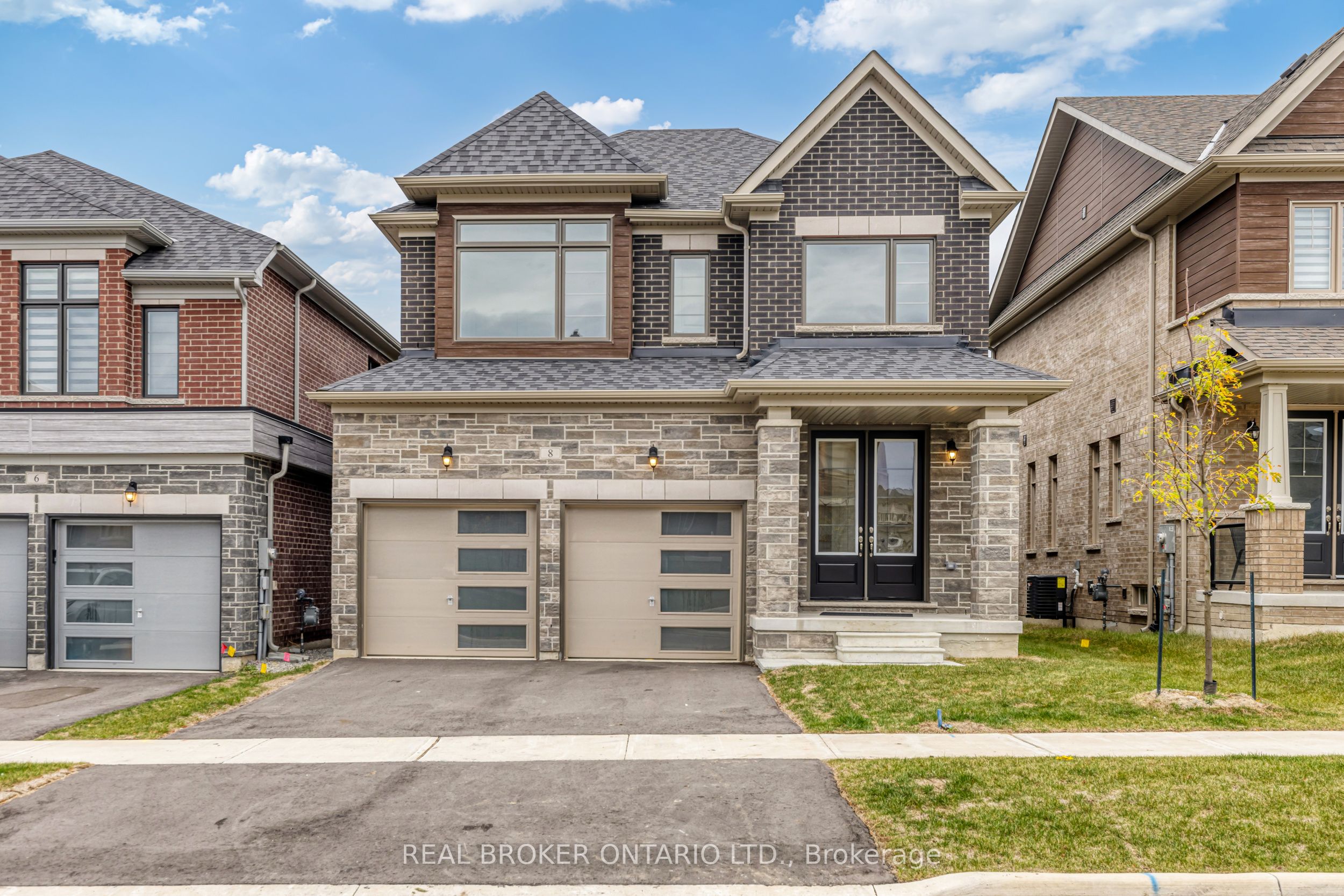 8 Daisy Street, Springwater, On L9x 2c5