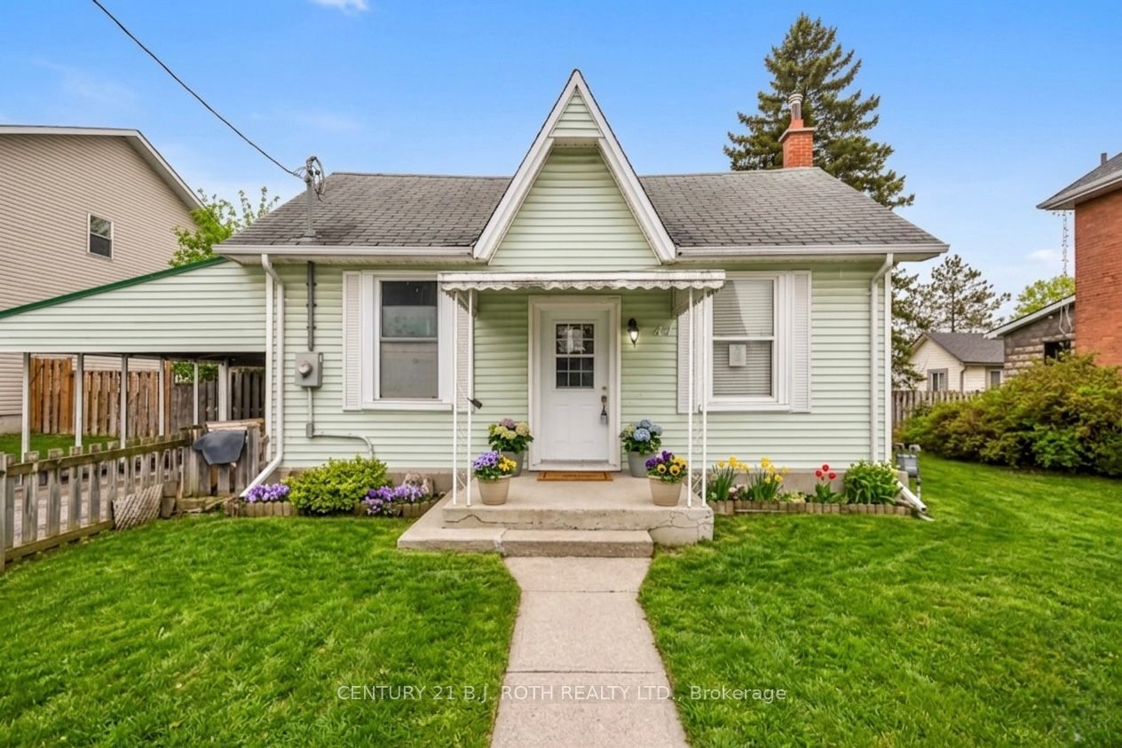 44 Sanford Street, Barrie, On L4n 3c4