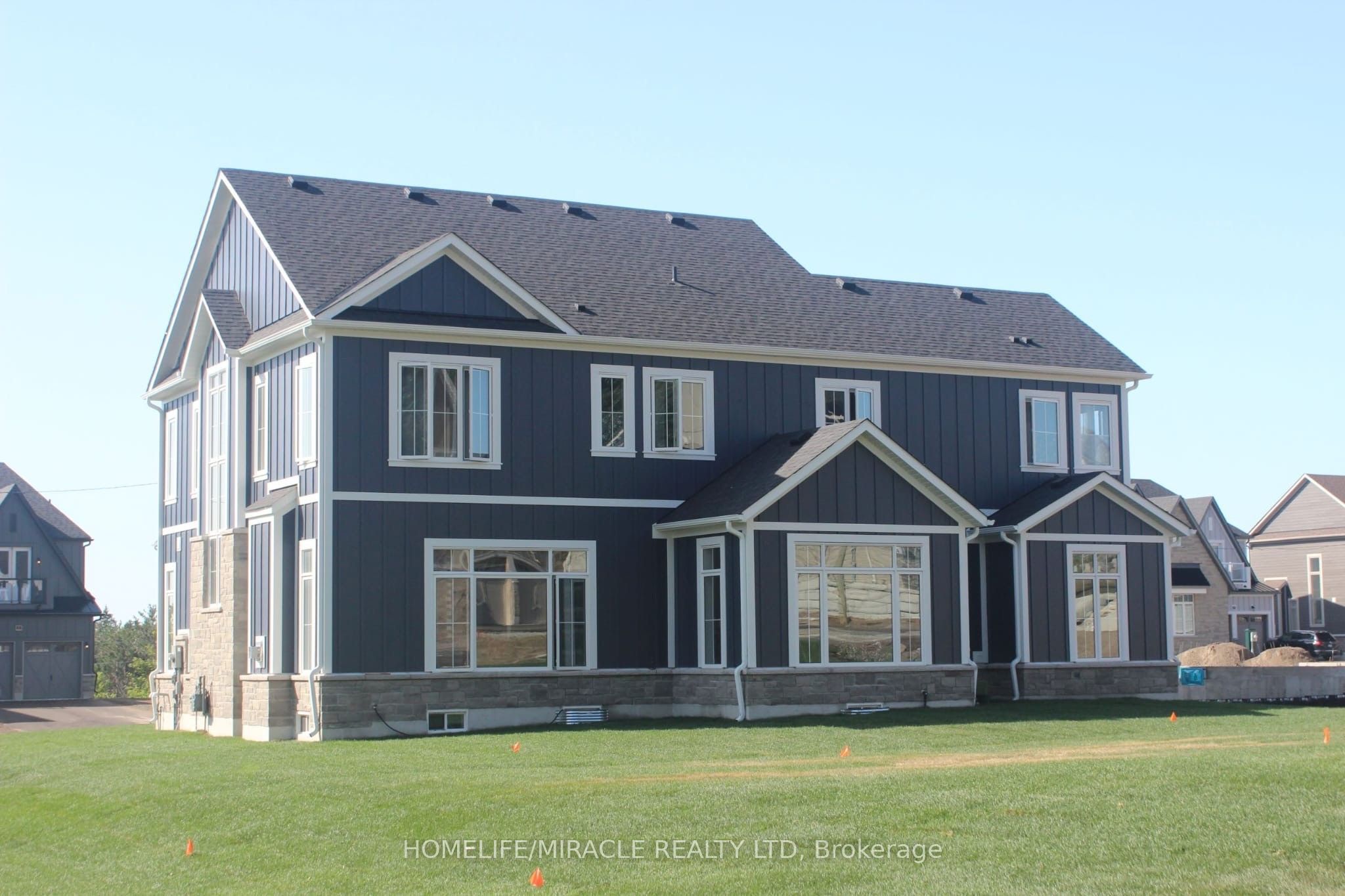 6 Aldwinckle Avenue, Oro-Medonte, On L0l 2l0