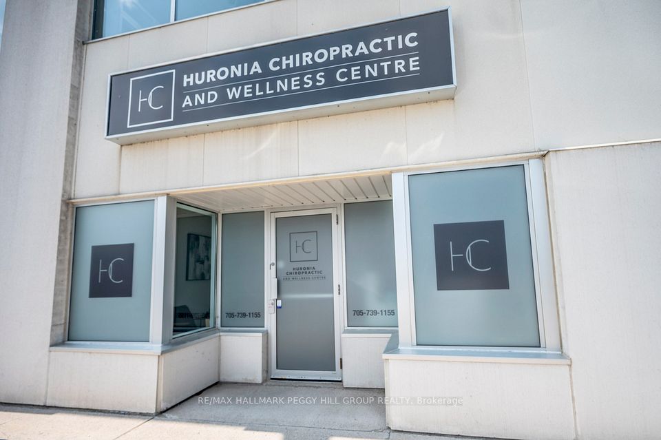 353 Saunders Road 13a, Barrie, On L4n 9a3