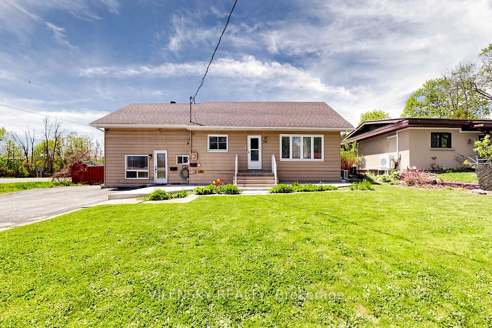 541 High Street, Orillia, On L3v 4x9