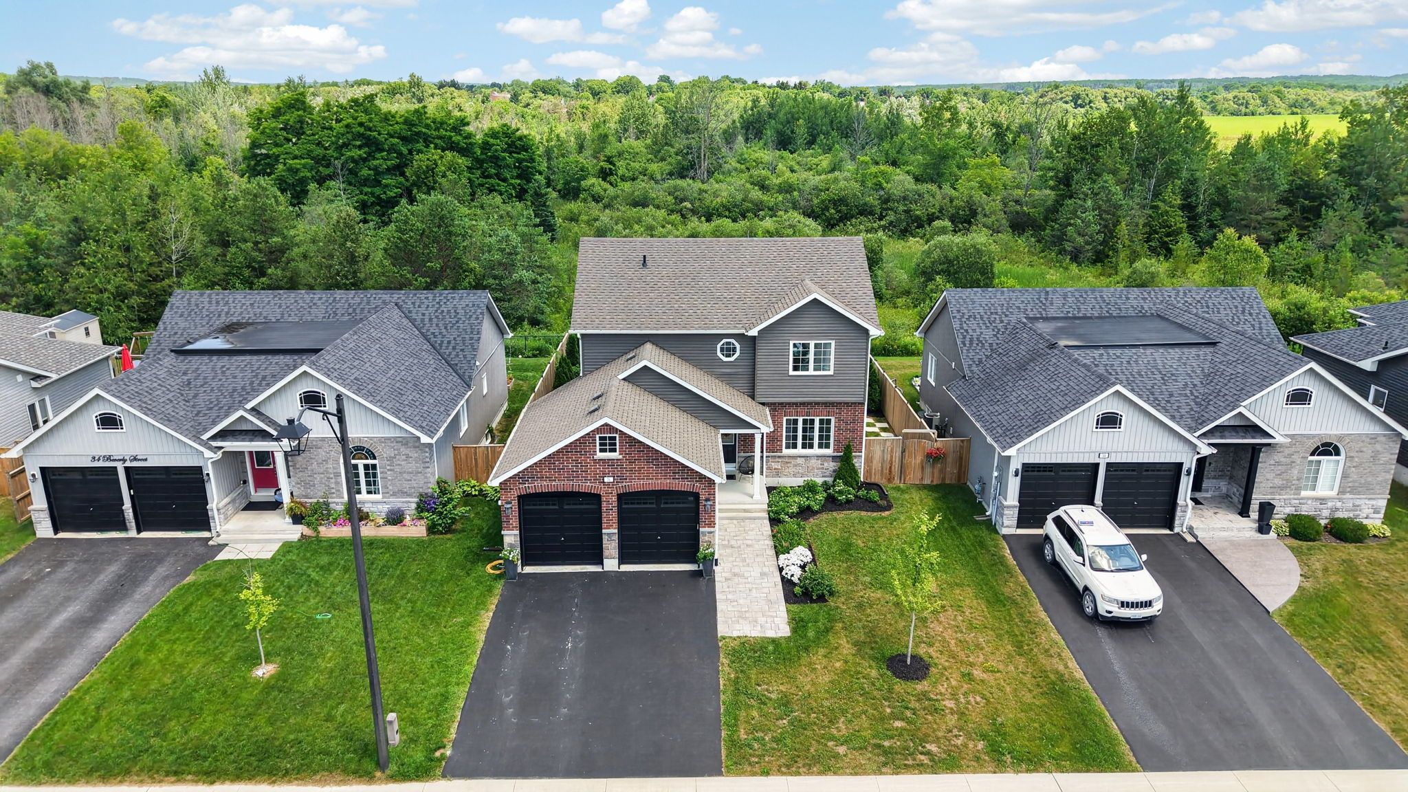 36 Beverly Street, Springwater, On L0l 1p0