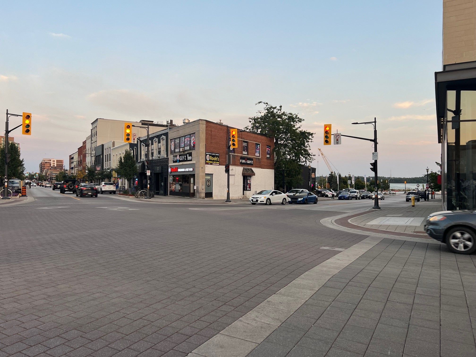 1 Dunlop Street E, Barrie, On L4m 1a2