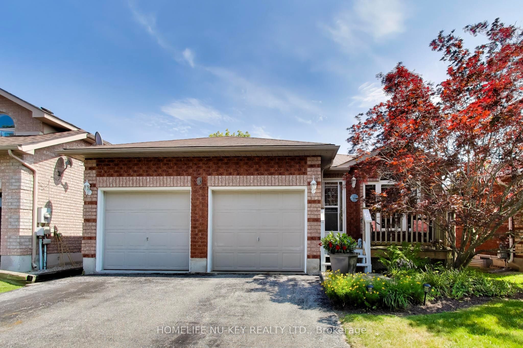 9 Monique Crescent, Barrie, On L4m 6z3