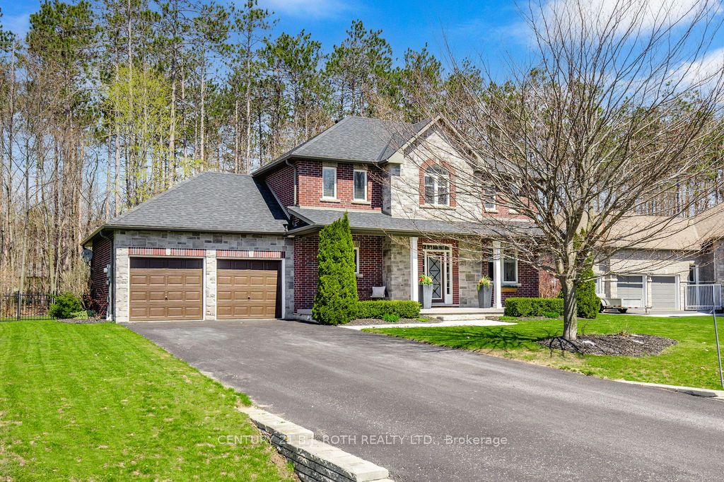 12 Lloyd Cook Drive E, Springwater, On L0l 1y3