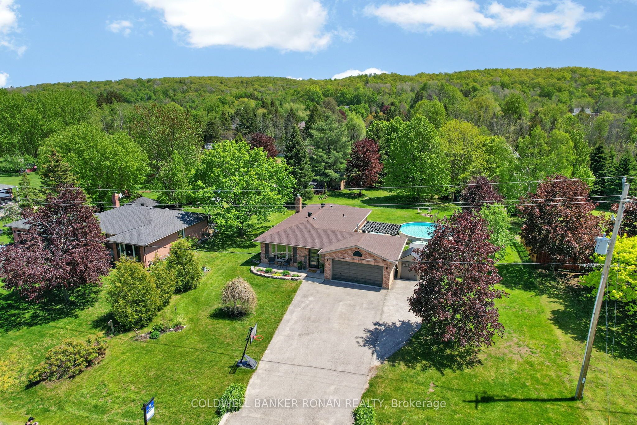 1959 Snow Valley Road, Springwater, On L0l 1y3